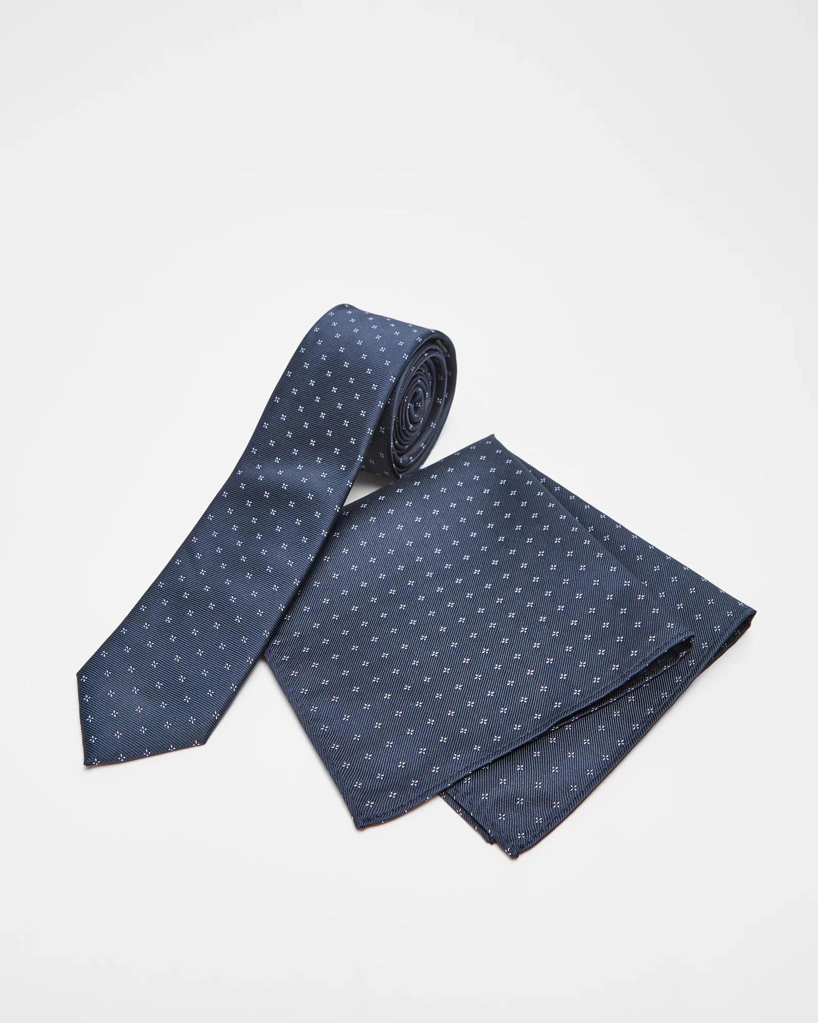 1 Target Tie and Pocket Square Set NAVY, 1 of 2