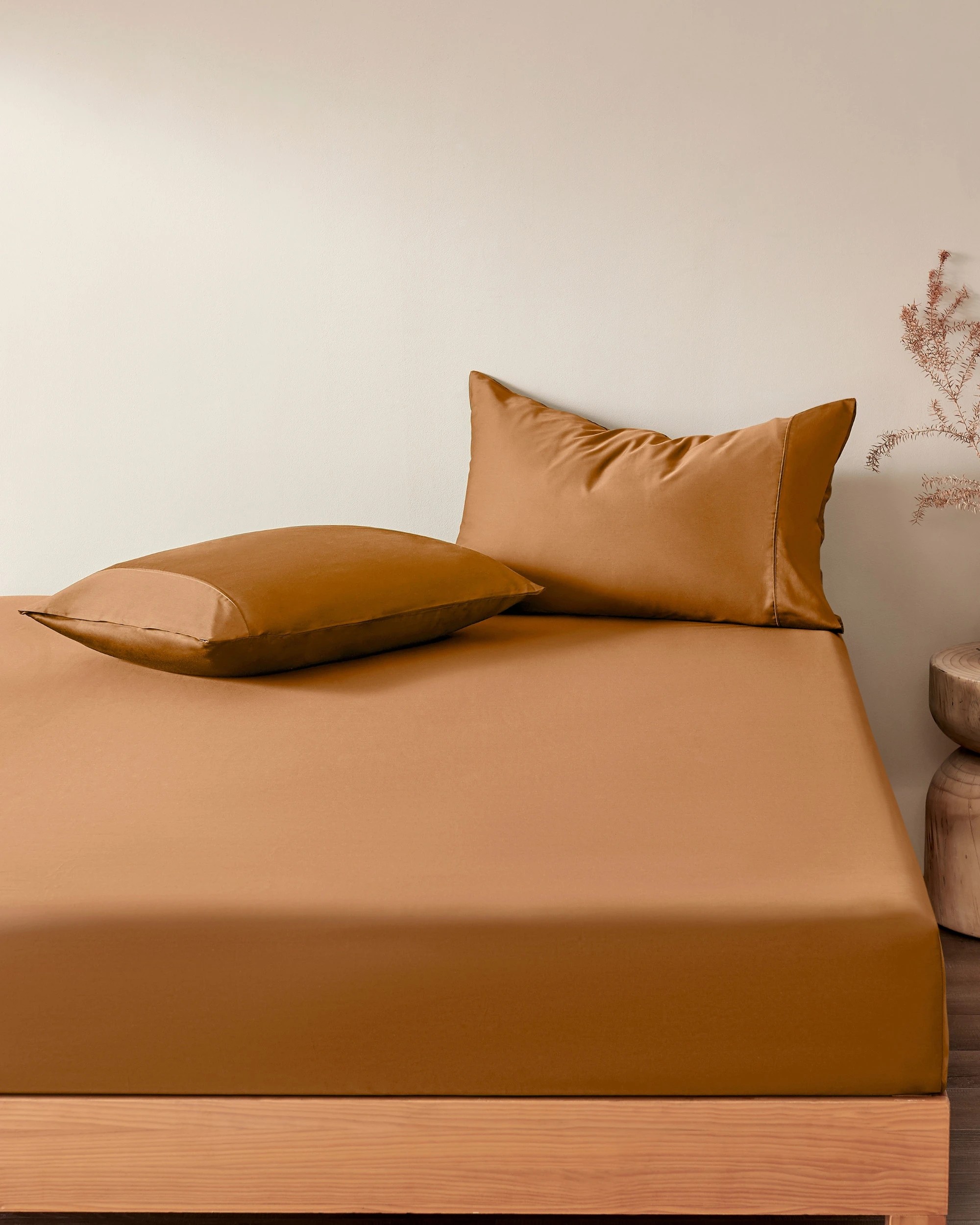 1 Serene 400TC Bamboo Cotton Sateen Fitted Sheet Set - Queen Bed - Rust, 1 of 5