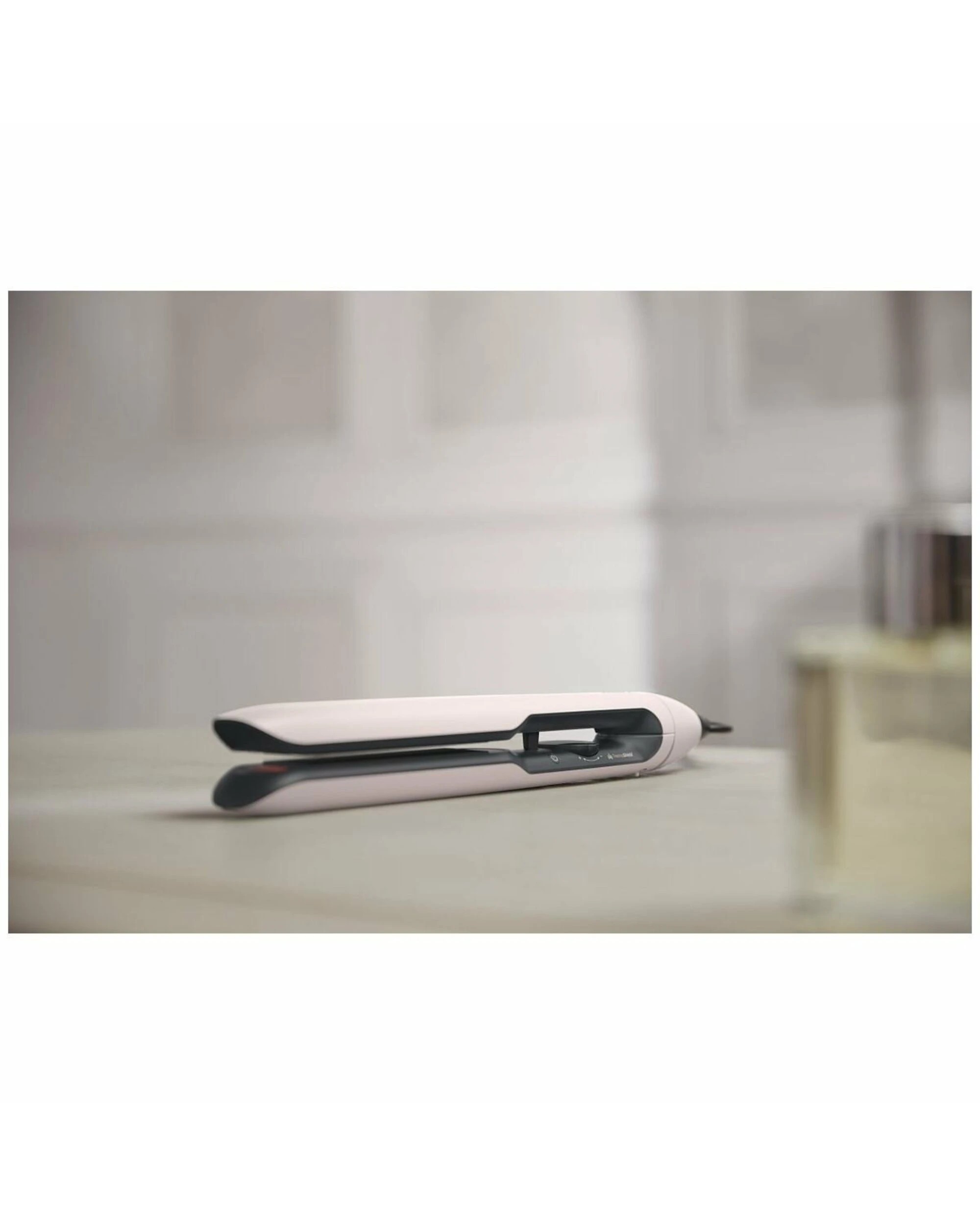 3 Philips Hair Straightener 5000, 3 of 5