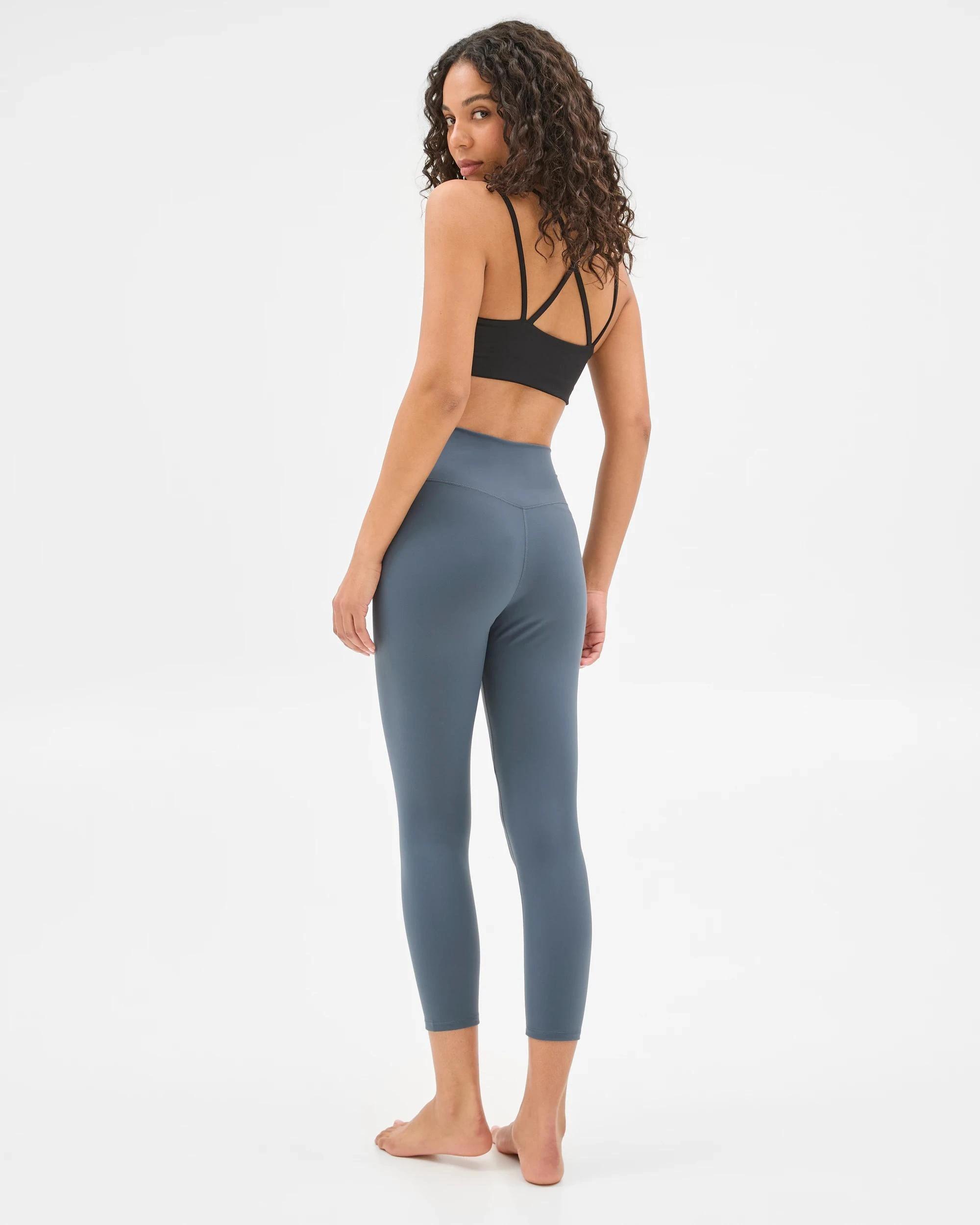 4 Target Active Studio Soft 7/8 Length Yoga Tights SMOKE, 4 of 6