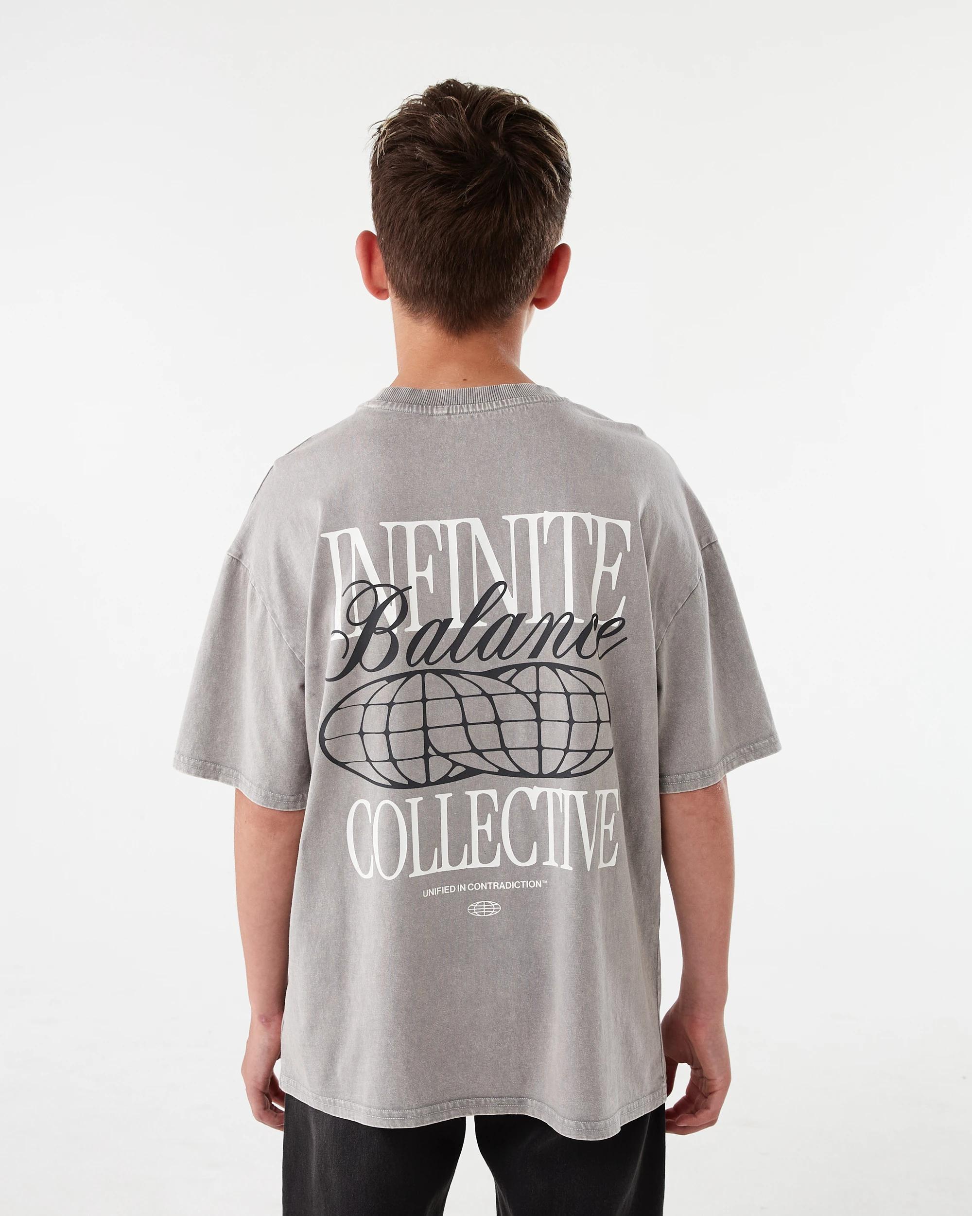 2 Short Sleeve Oversized Graphic T-shirt Gry Slogan, 2 of 8