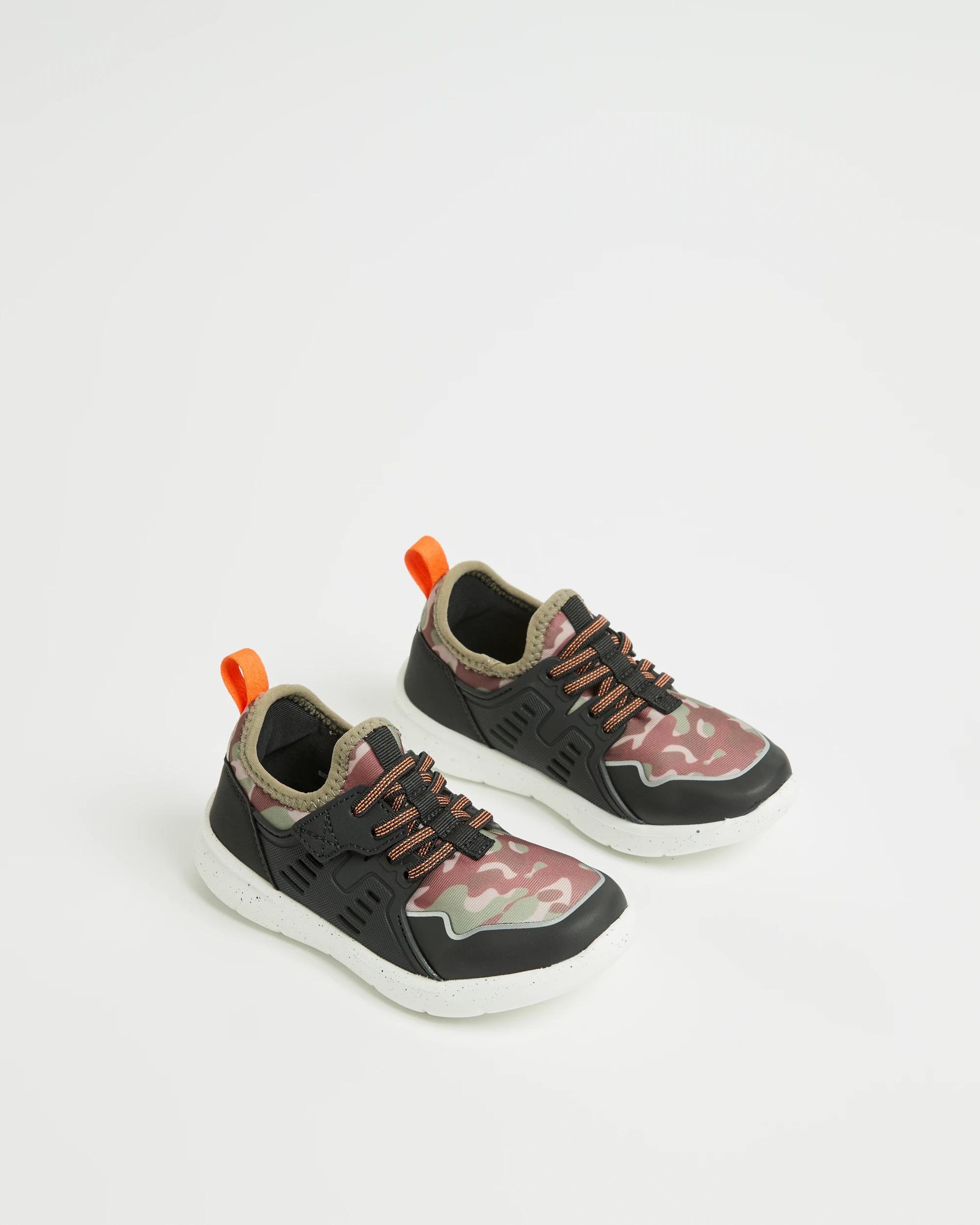 2 Target Kids Camo Runners CAMO, 2 of 3