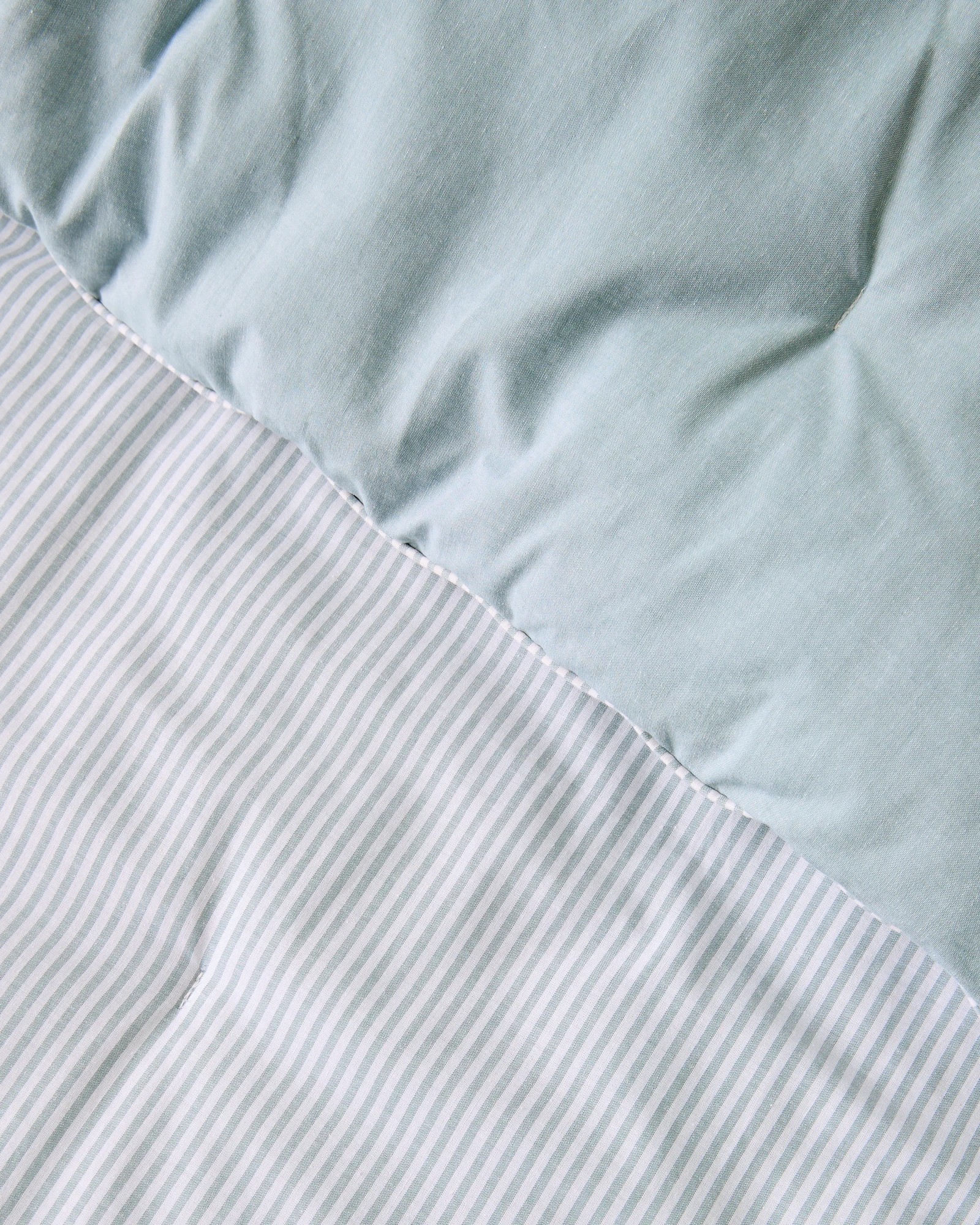 3 Target Hampton Stripe Comforter Set
 - Queen Bed
 - Green, 3 of 3