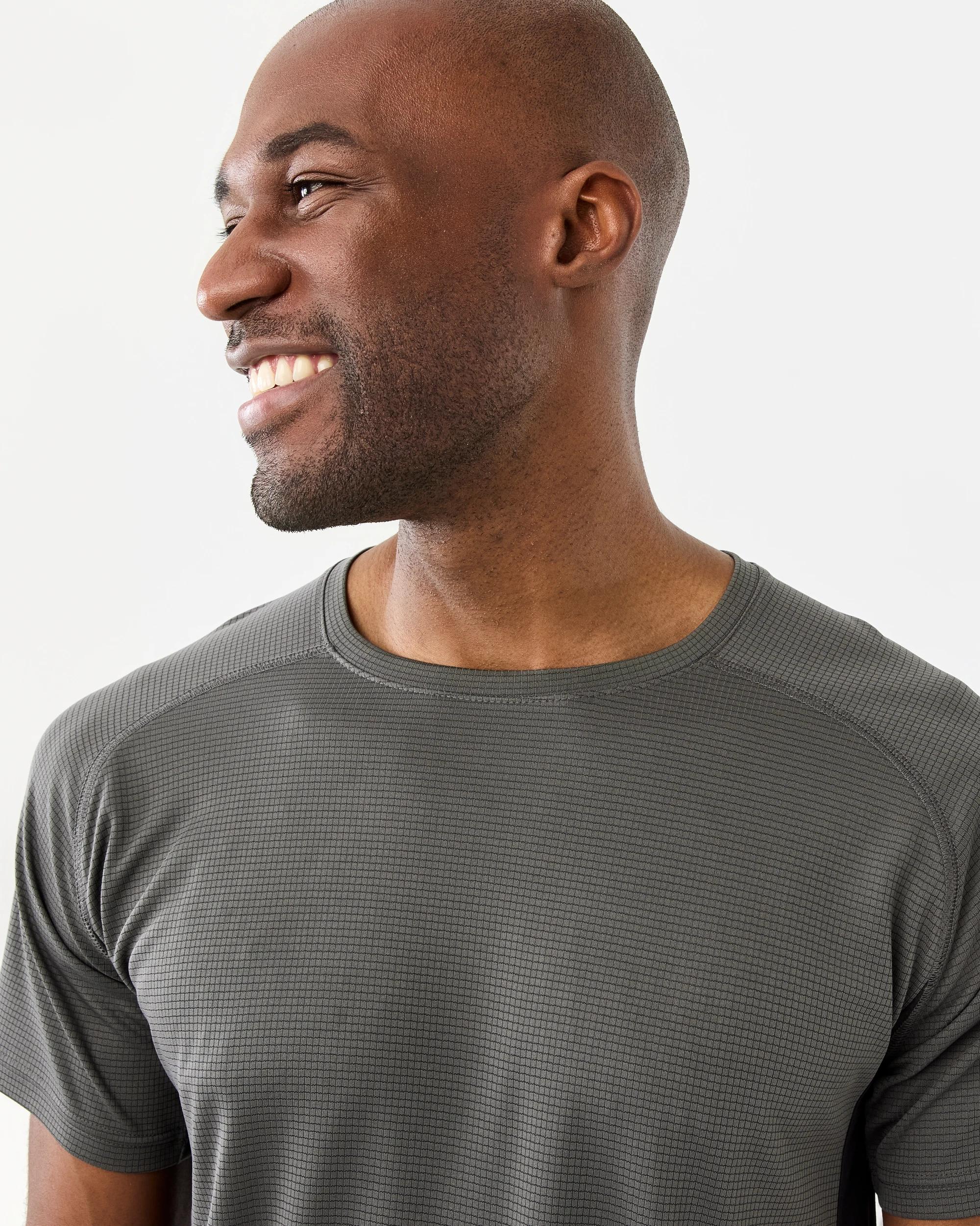 4 Active Mens Performance T-shirt Dgrey/blk, 4 of 7