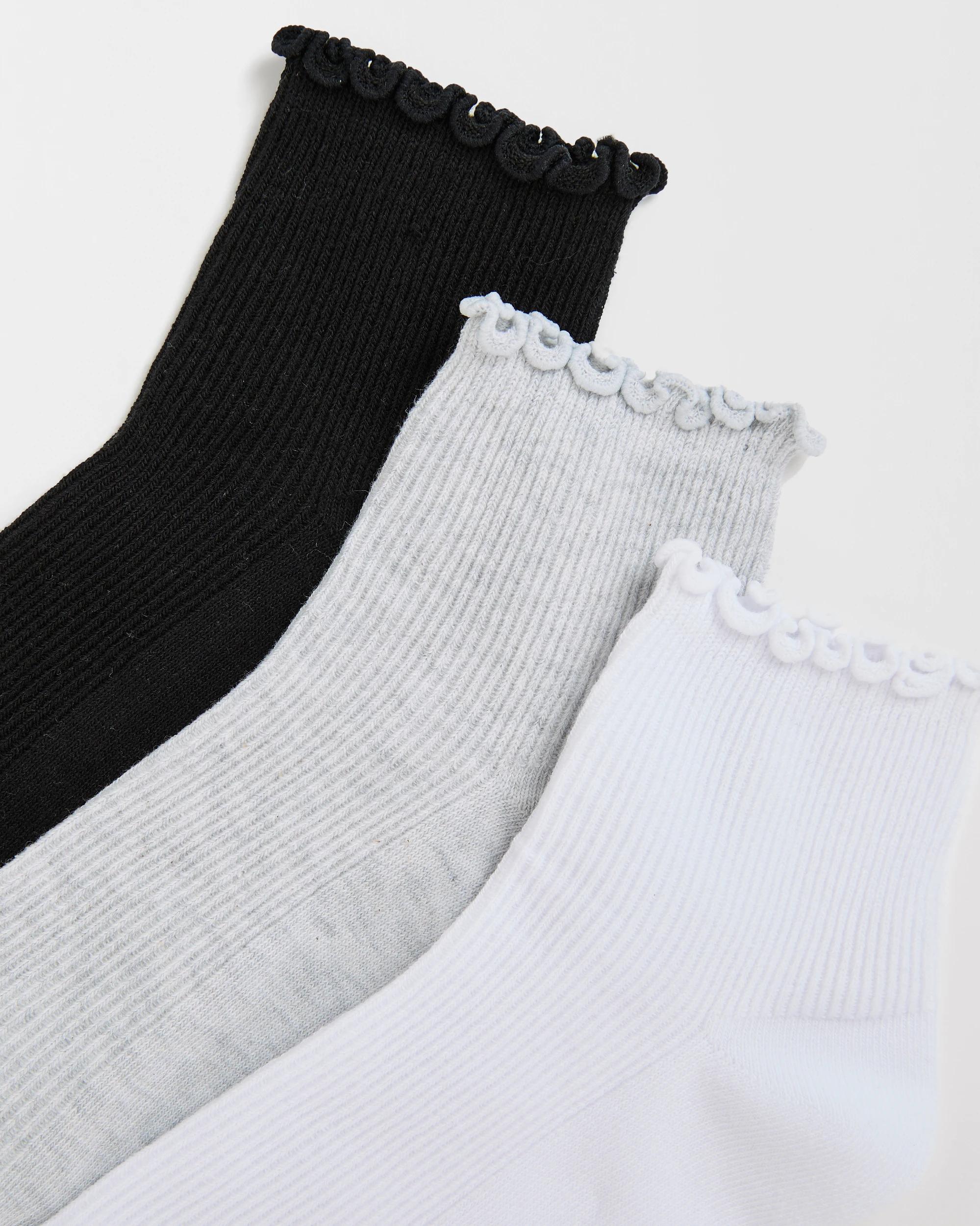 2 Target Woman Australian Cotton Blend 3 Pack Quarter Crew Socks with Frill MULTI, 2 of 3