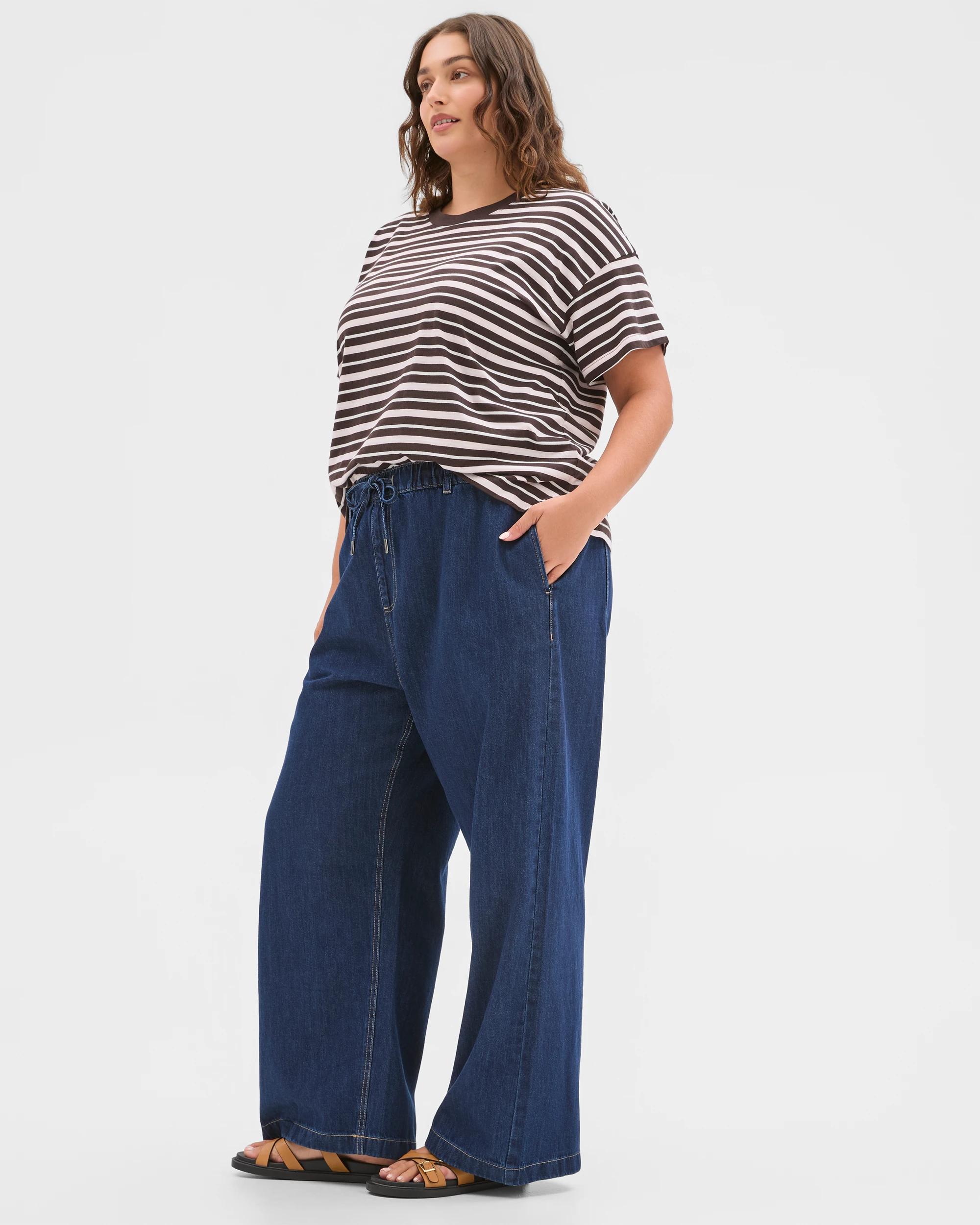 3 Target Curve Plus Size Denim Elastic Waist Wide Leg Jeans SAPPHIRE, 3 of 6