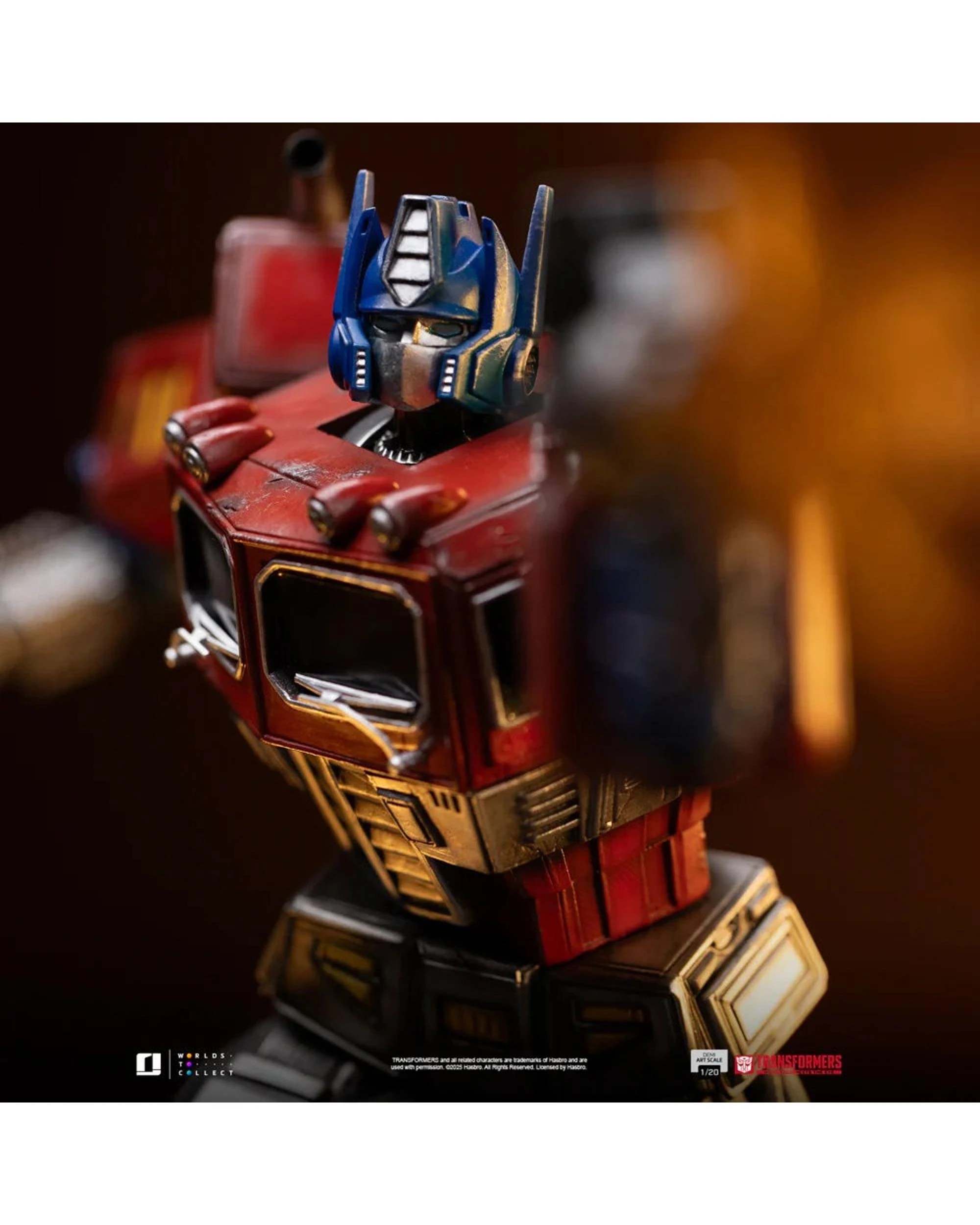 9 Transformers Optimus Prime 1:20 Scale Statue, 9 of 9