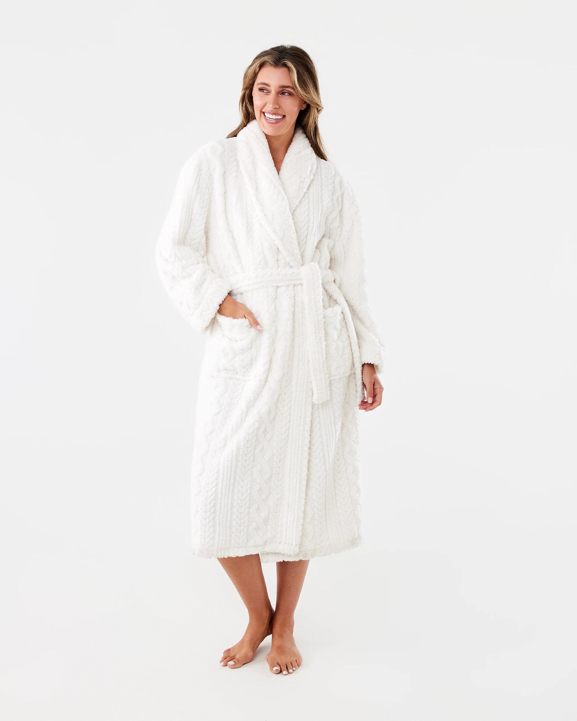 1 Cable Gown Whisper, 1 of 7