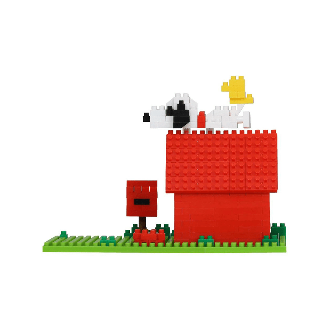 4 Kawada Nanoblock Peanuts Snoopy House, 4 of 4