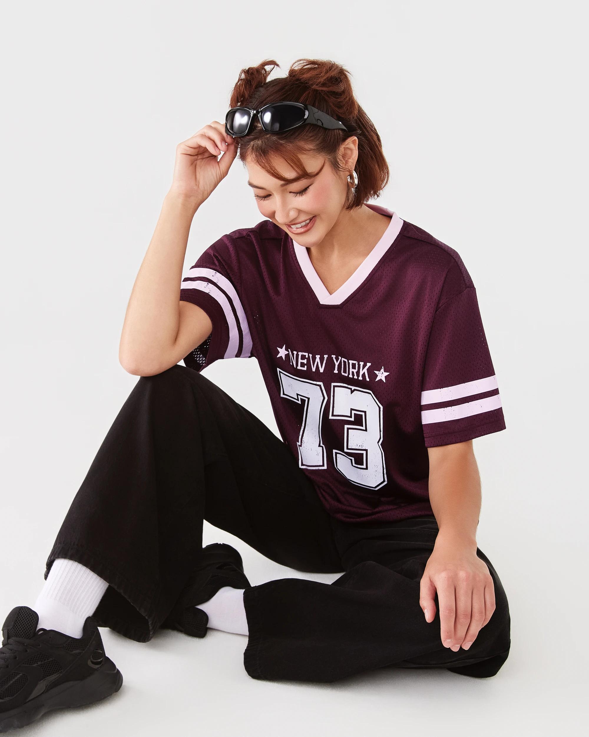 8 Short Sleeve Varsity Top Red Royale, 8 of 10