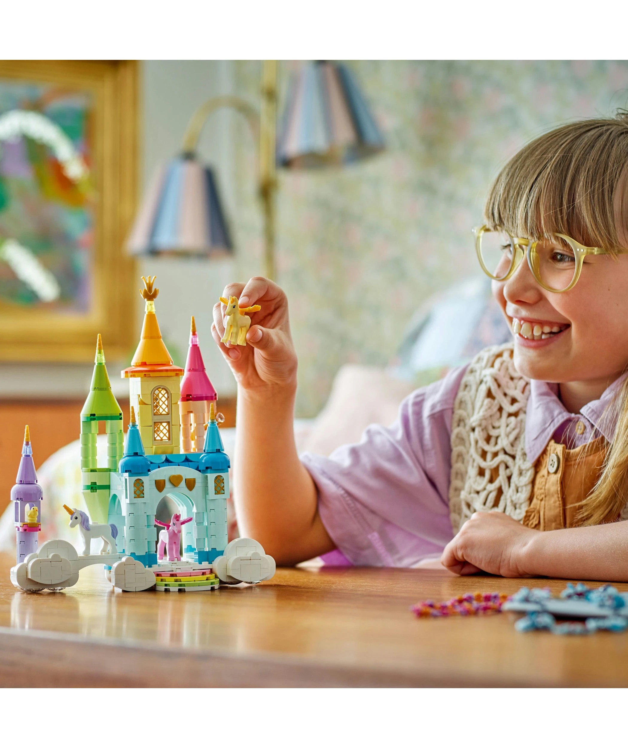 8 LEGO Creator Unicorn Castle 31175, 8 of 10