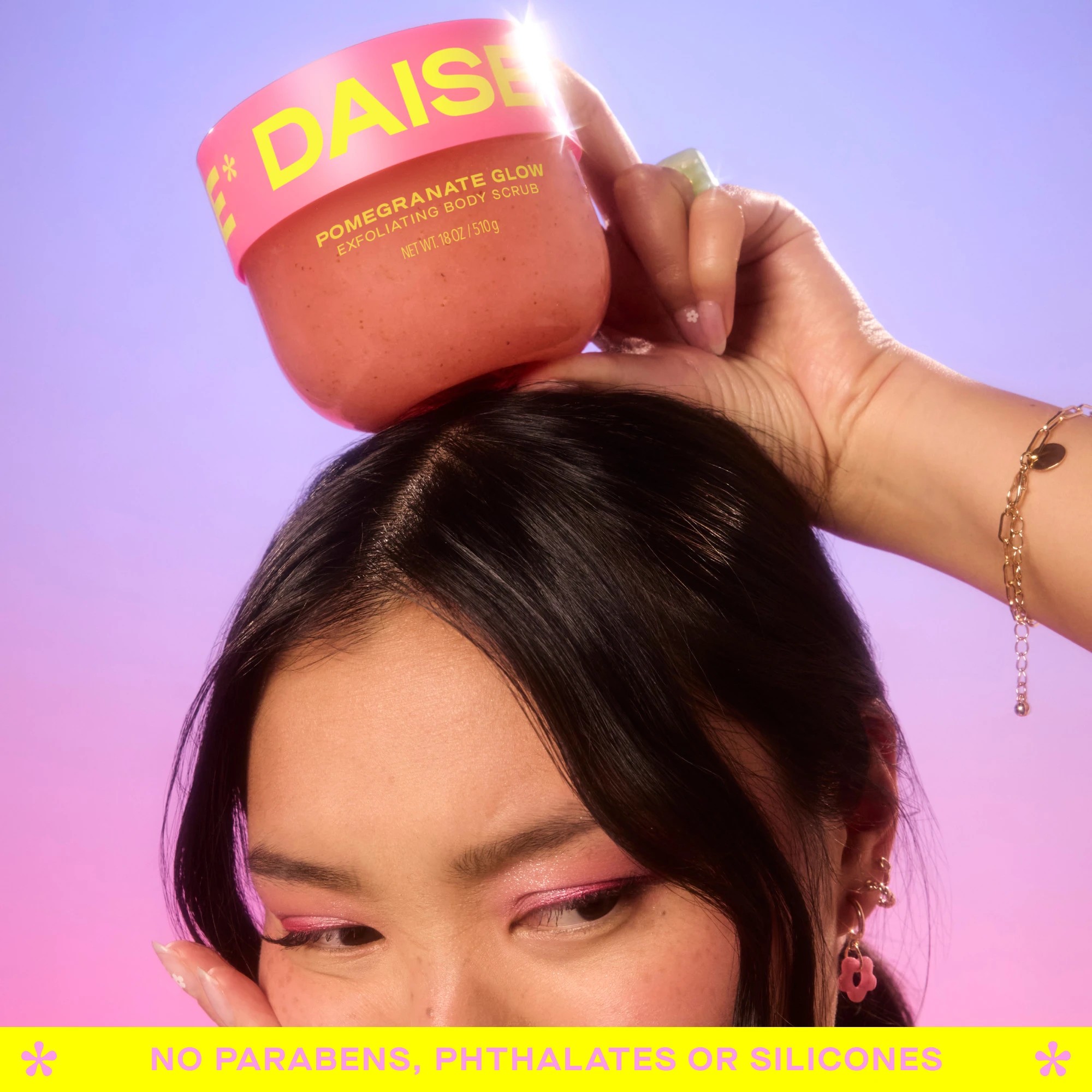 3 DAISE Exfoliating Body Scrub 510g - Pomegranate Glow, 3 of 9