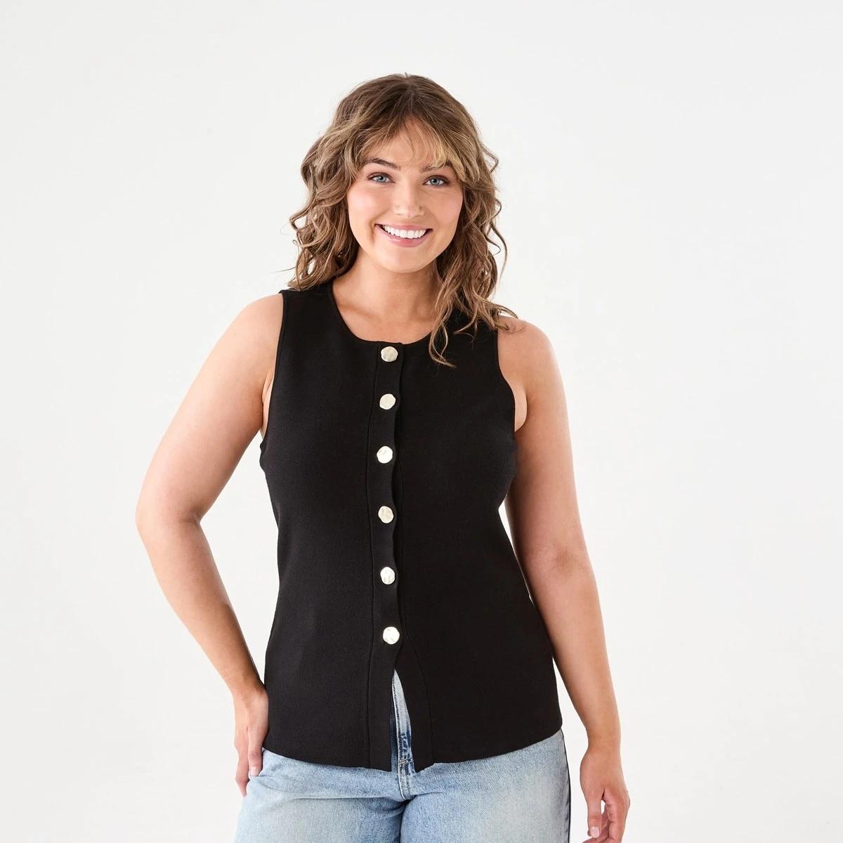 1 Sleeveless Fitted Vest BLACK, 1 of 5