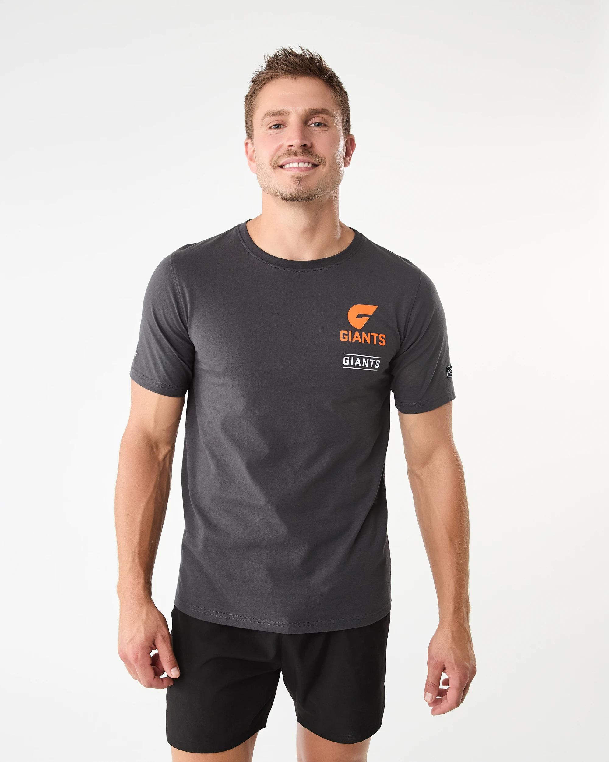 2 Official AFL Adult T-shirt Gws Giants, 2 of 9