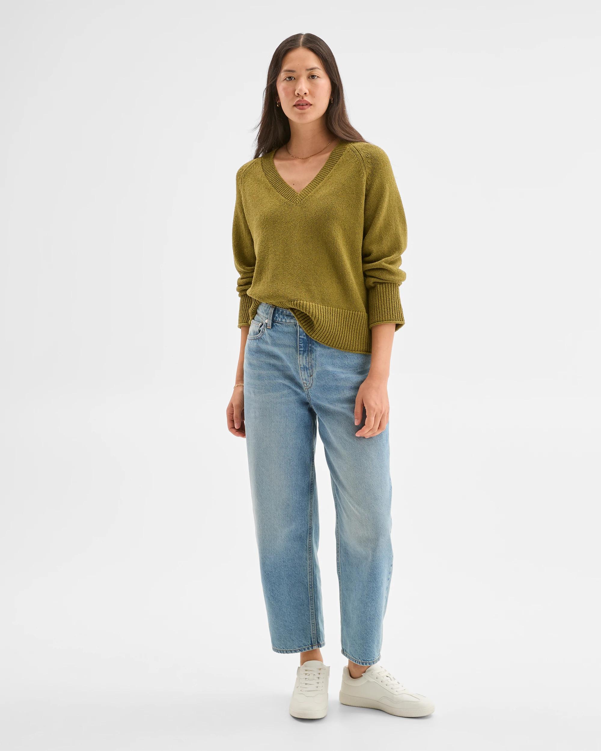 3 Target Woman Australian Cotton Blend Boucle V-Neck Jumper OLIVE, 3 of 5