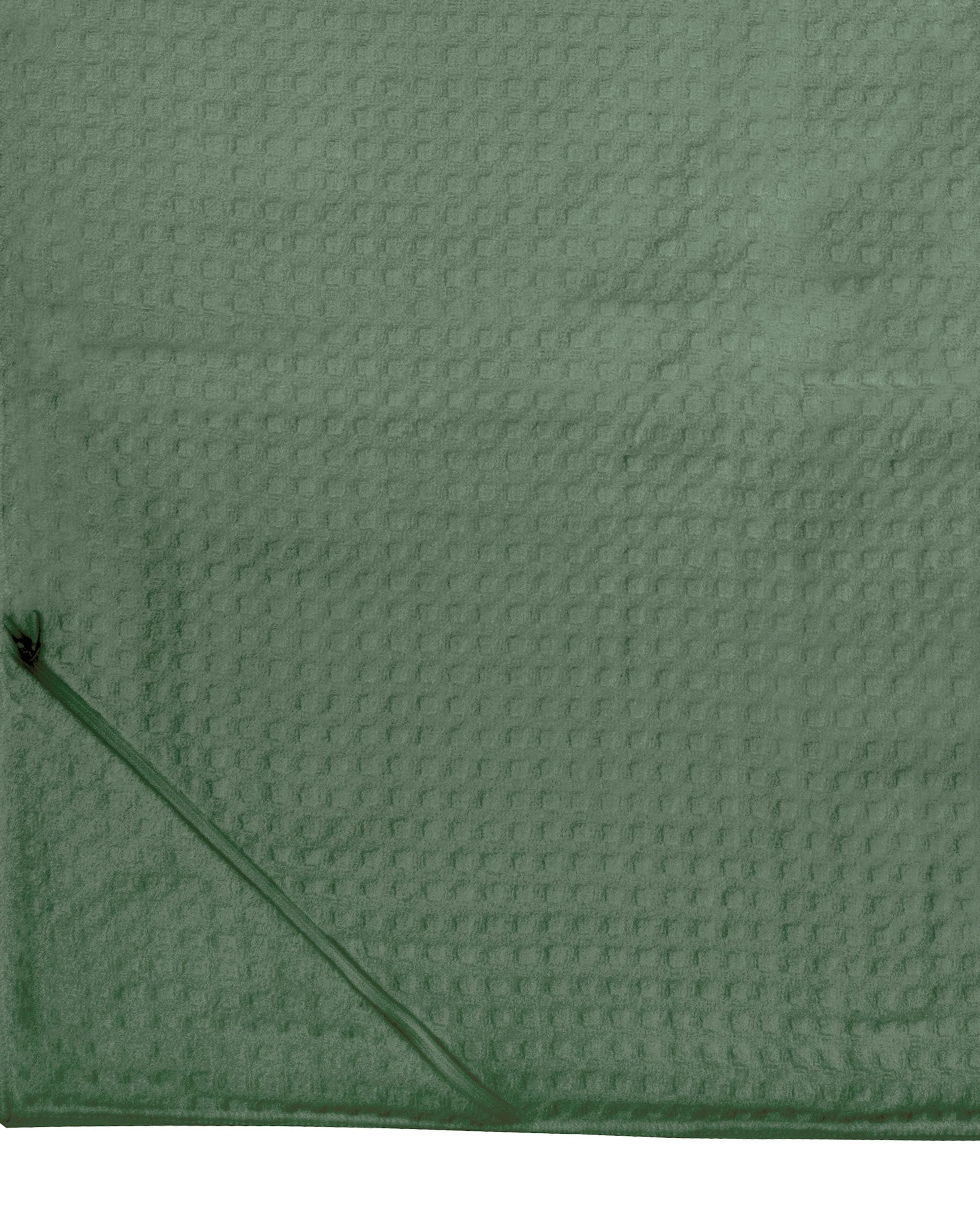 4 Bambury Matrix Microfibre Gym Towel With Zip Pocket Quick Drying 60 x 120cm - Green, 4 of 4