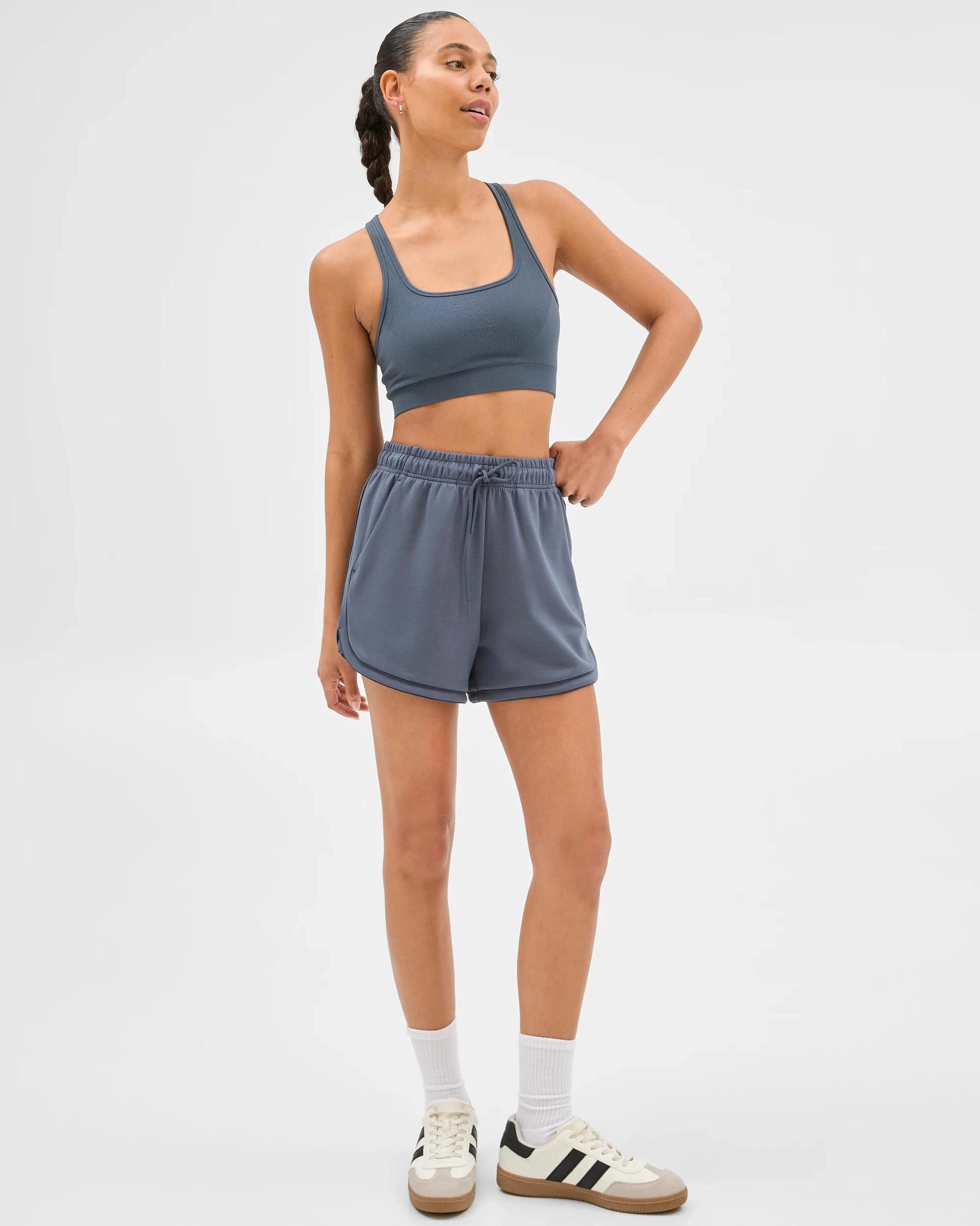 4 Target Active Harmony Strappy Seamfree Crop Top SMOKE, 4 of 5