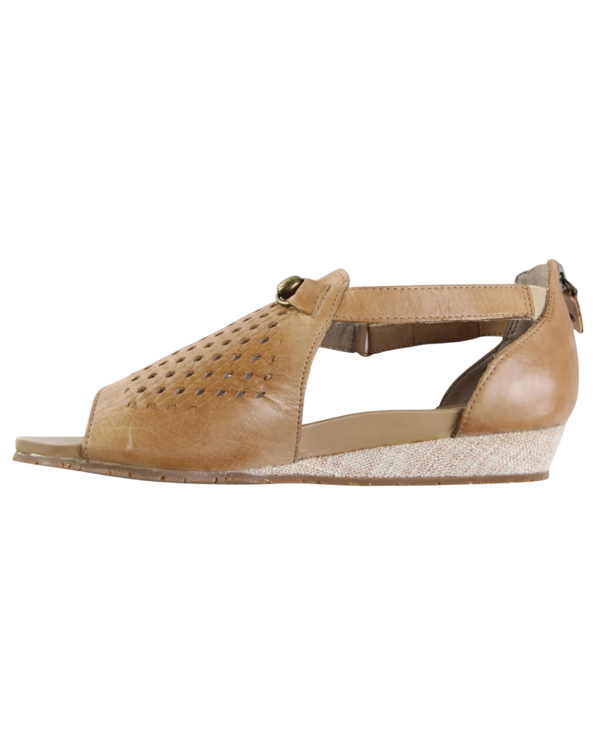 2 HomyPed Womens Florence Sandals Slip On Shoes Flats Latte Tan, 2 of 5
