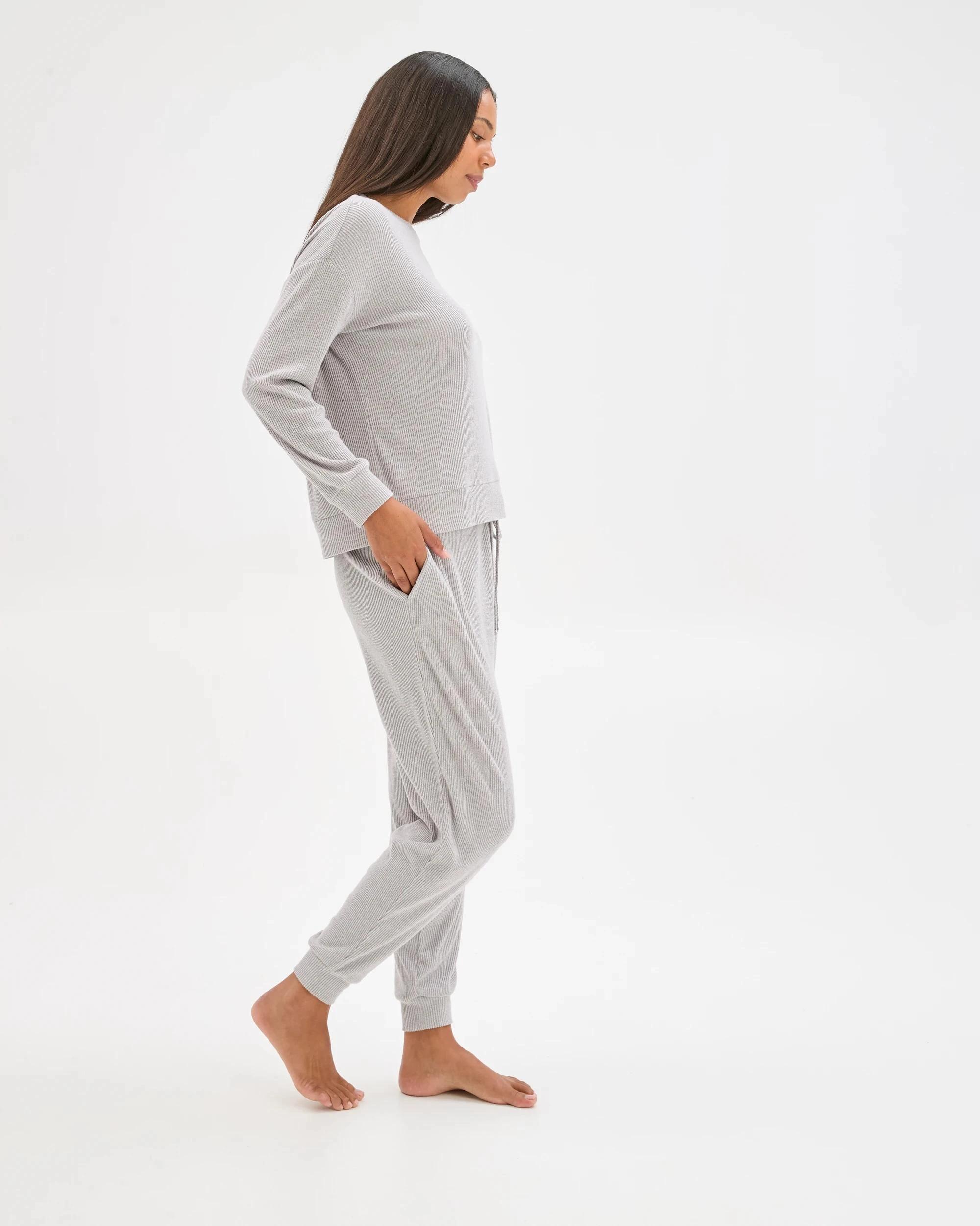 2 Target Woman Cosy Rib Crew Neck Sleep Top GREY, 2 of 5