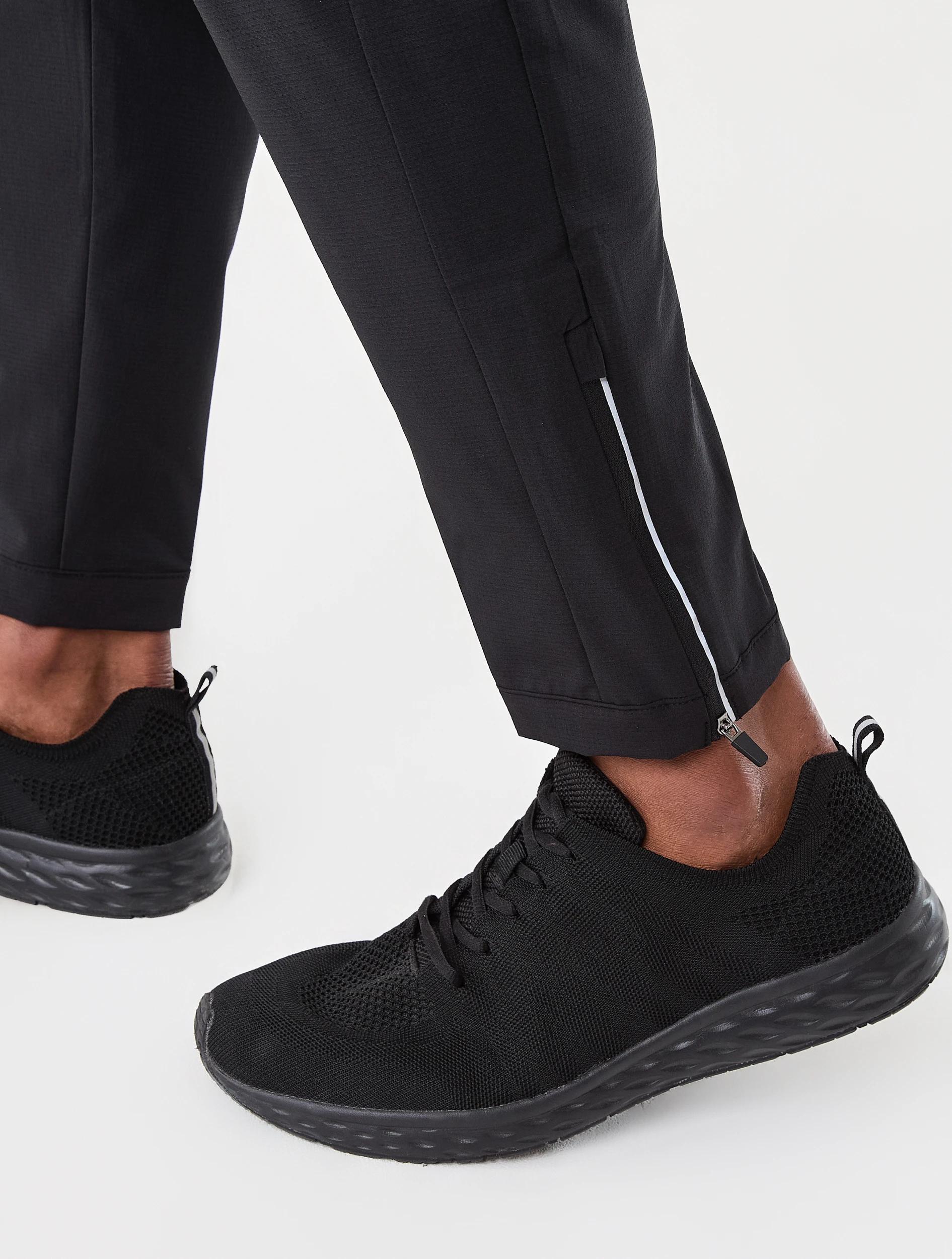 5 Active Mens Stretch Woven Joggers BLACK, 5 of 7