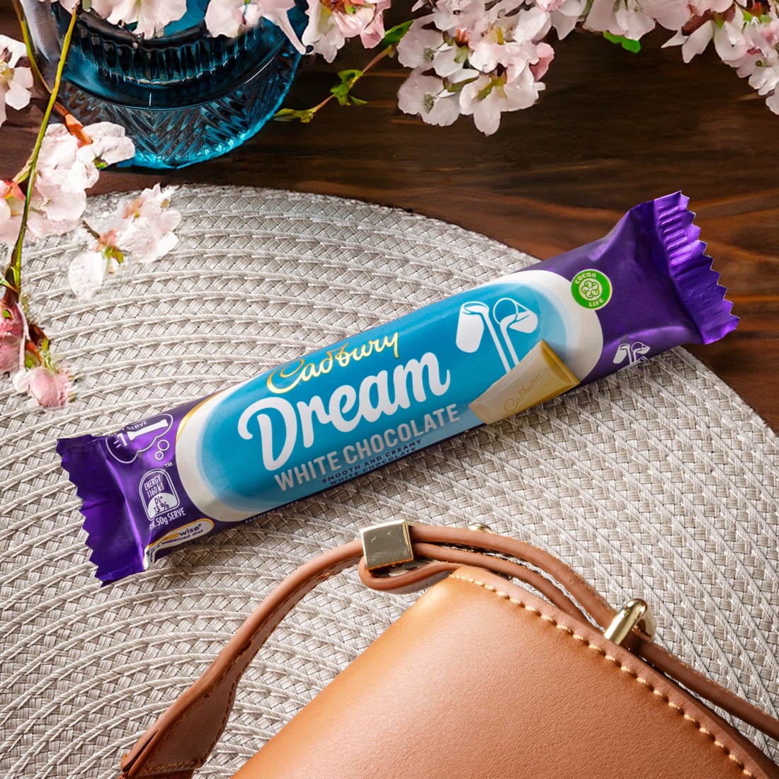 3 Cadbury Dream White Chocolate Bar 50g, 3 of 3