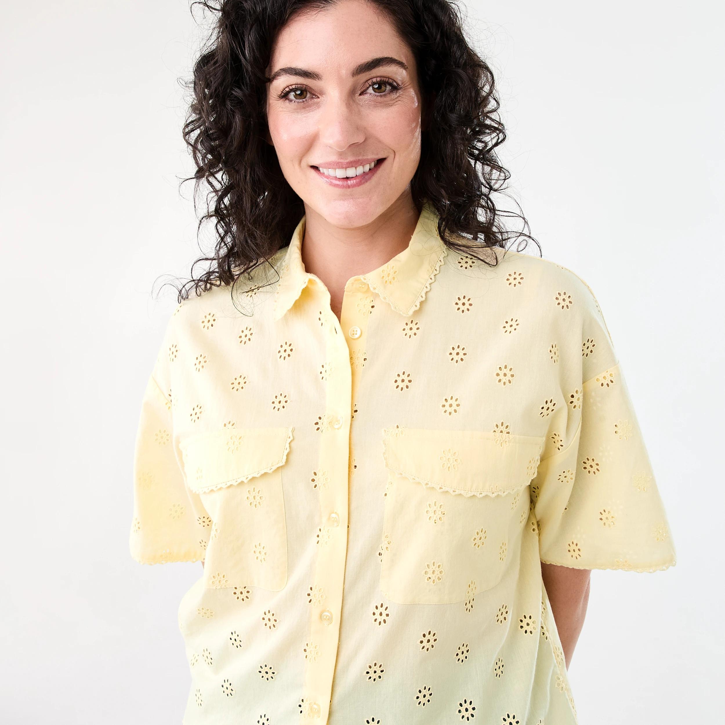 4 Short Sleeve Broderie Shirt Fln Yellow, 4 of 7