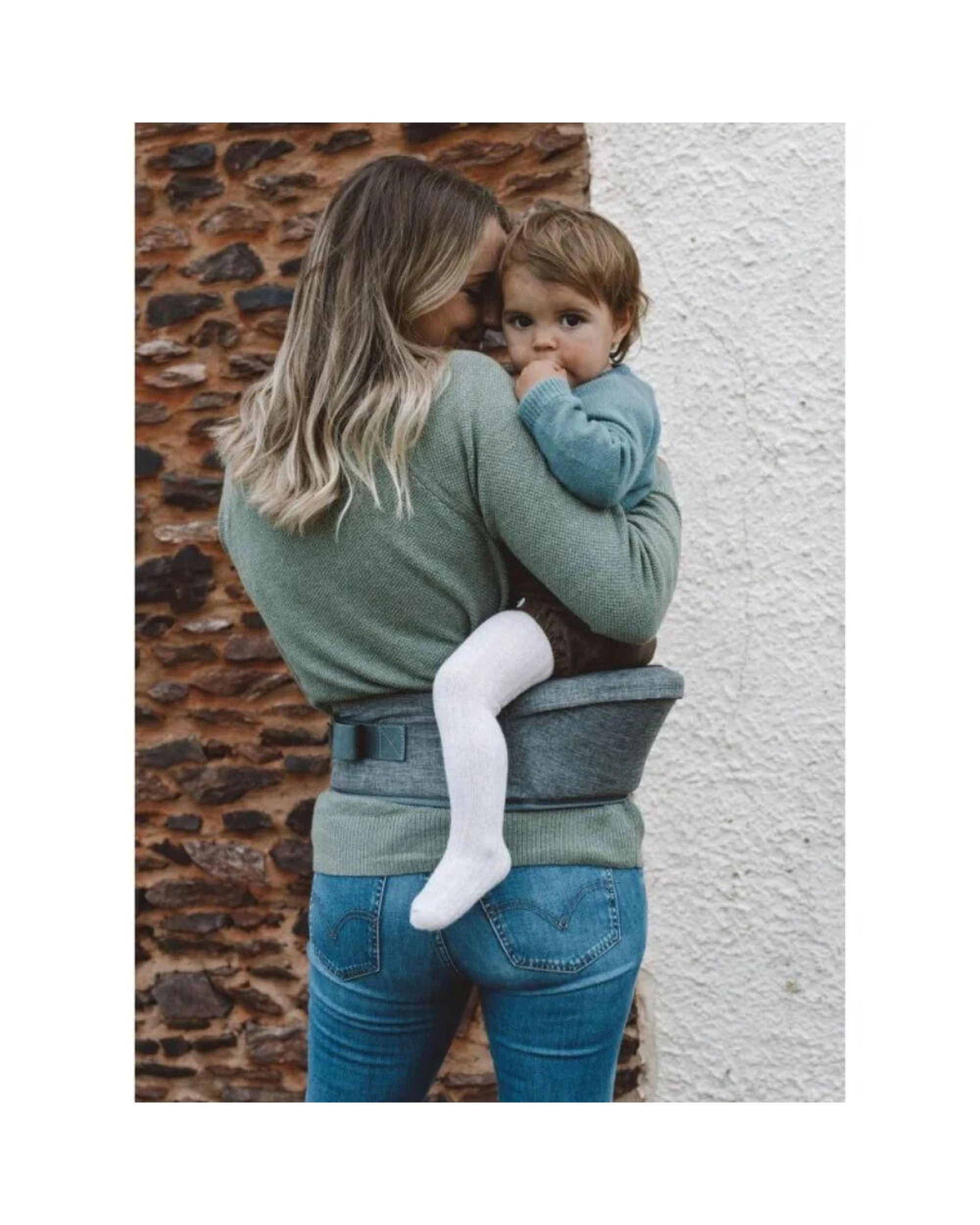 3 Hippychick Hipseat  Denim Grey, 3 of 7