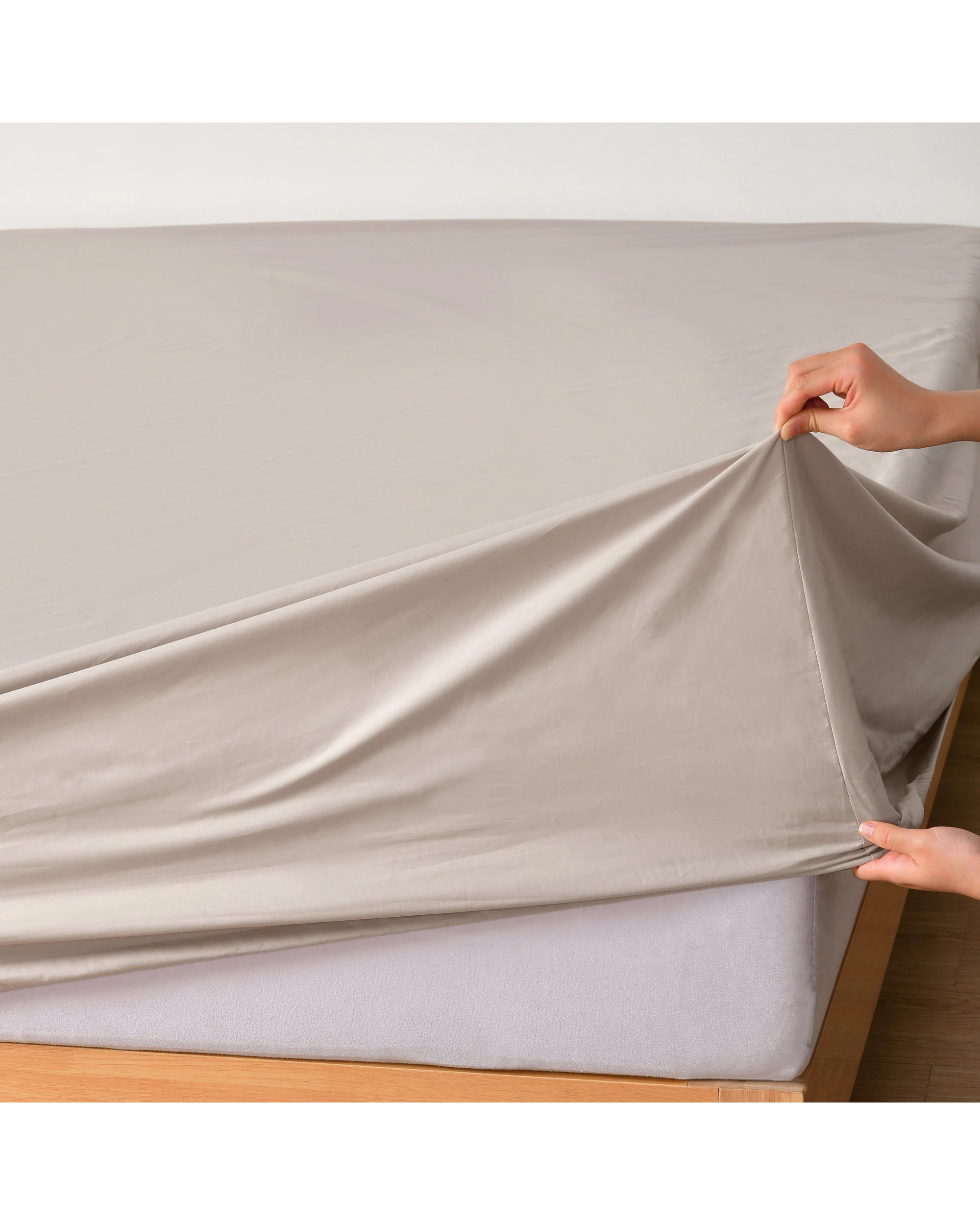 8 Dreamaker 300TC Cotton Percale Sheet Set - King Bed - Oat, 8 of 9