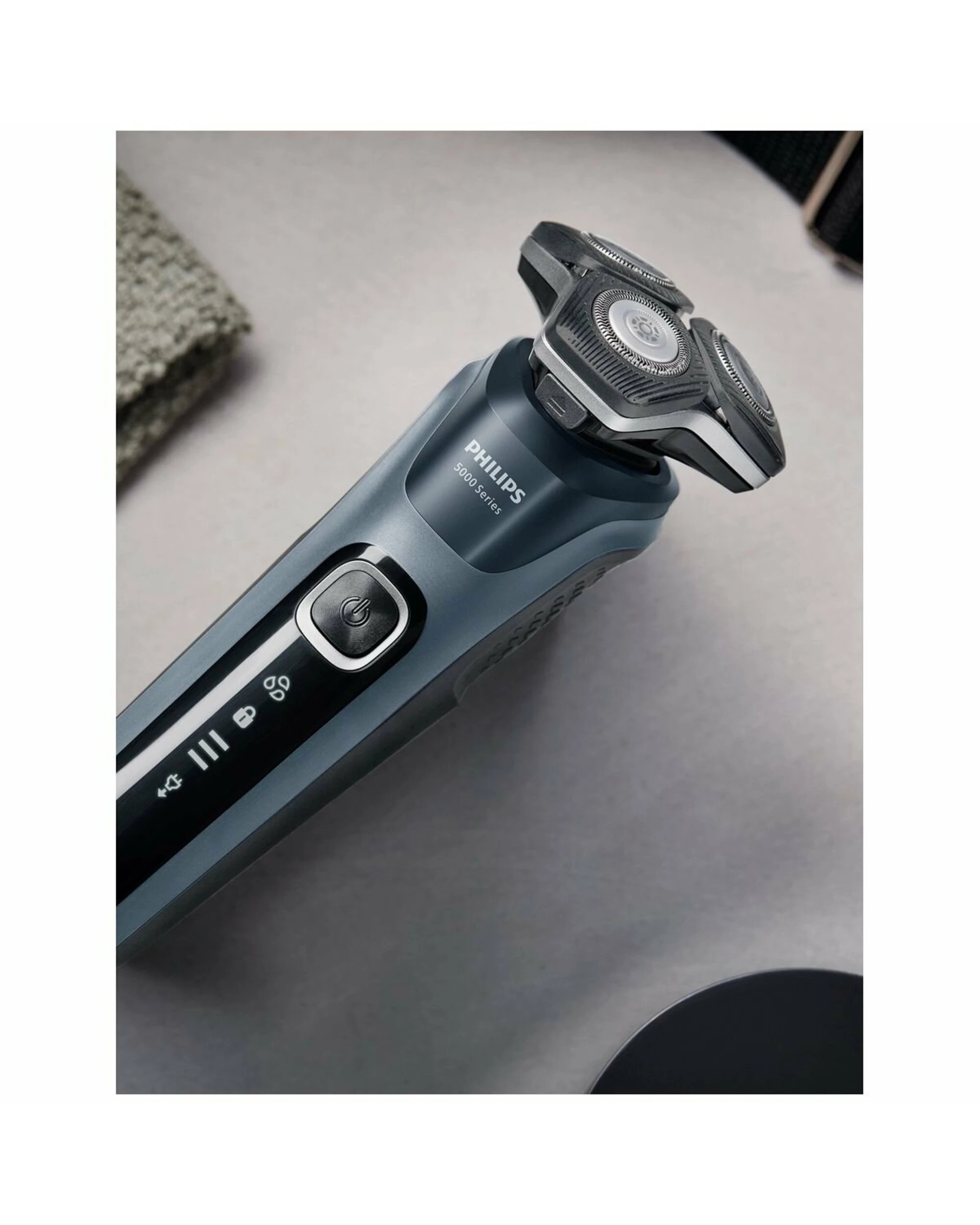 5 Philips Shaver Series 5000 SkinIQ, 5 of 5