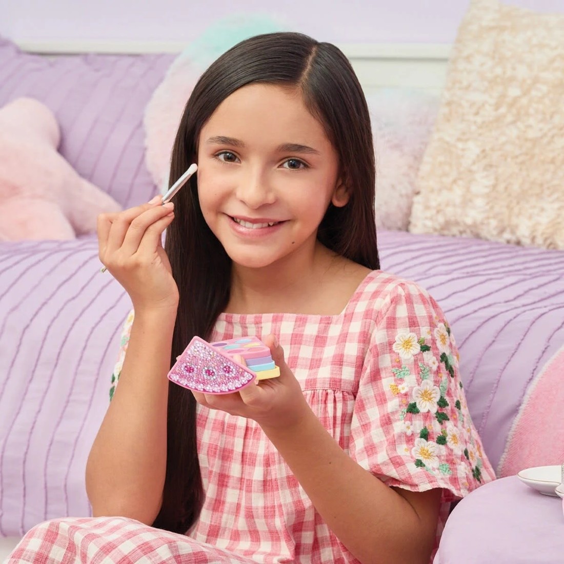 4 21 Piece Make It Real That Takes The Cake! Cosmetic Palette Playset, 4 of 4