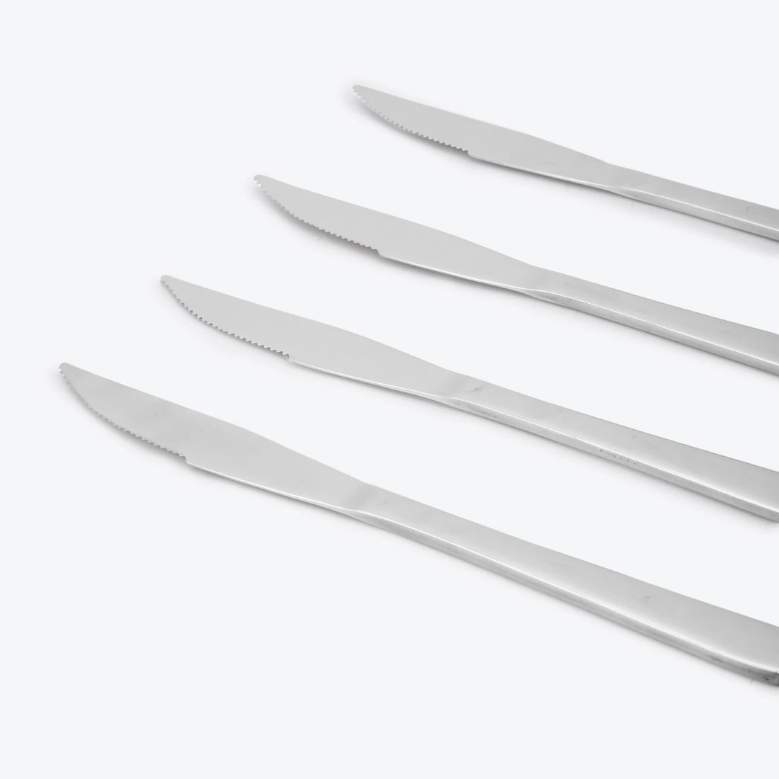 2 Set of 4 Hawthorne Steak Knives, 2 of 5