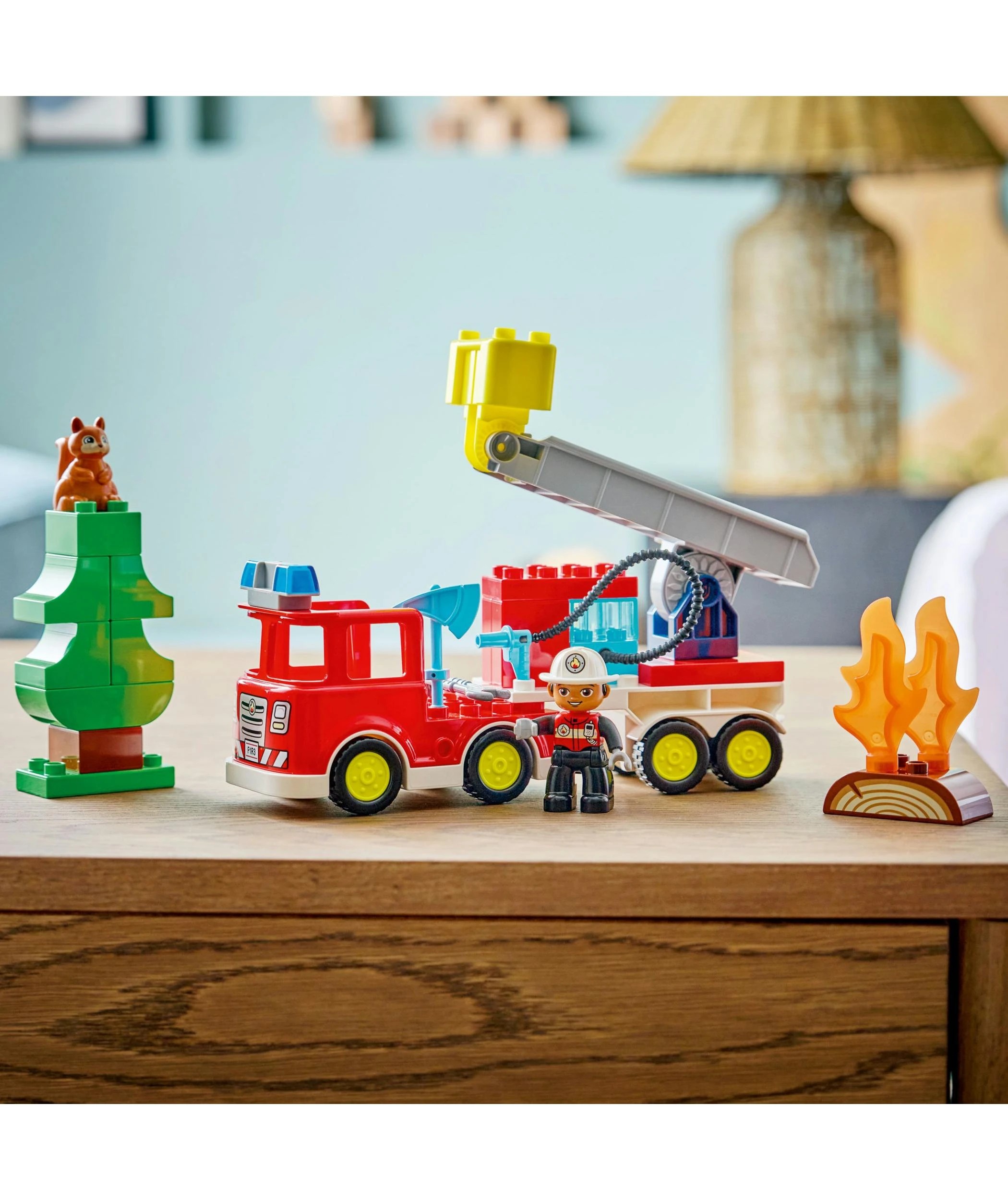 9 LEGO DUPLO Town Fire Engine with Hose and Firefighter 10473, 9 of 10