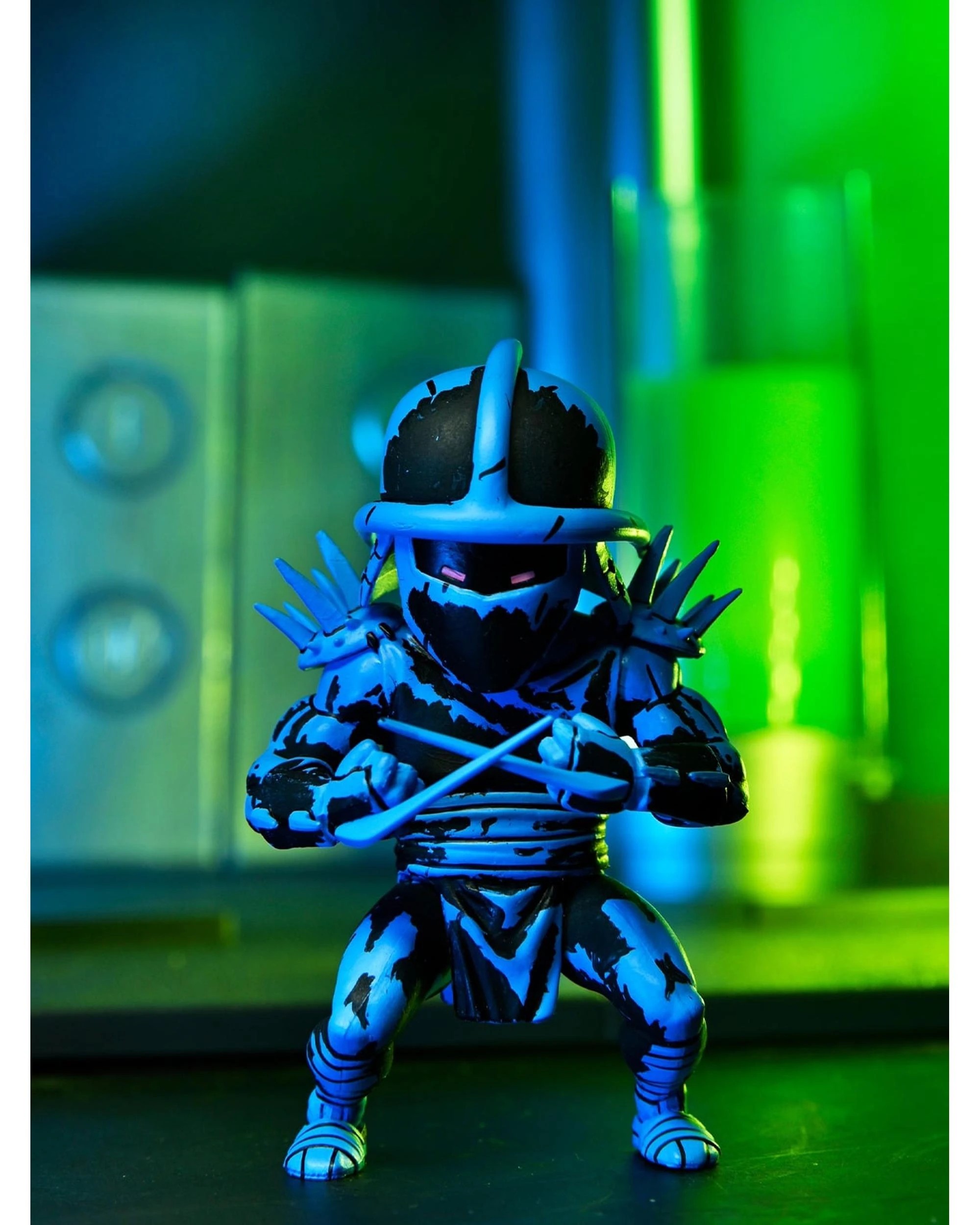 4 NECA Teenage Mutant Ninja Turtles Mirage Comics Shredder Clones 7 inch Action Figure Box Set, 4 of 7