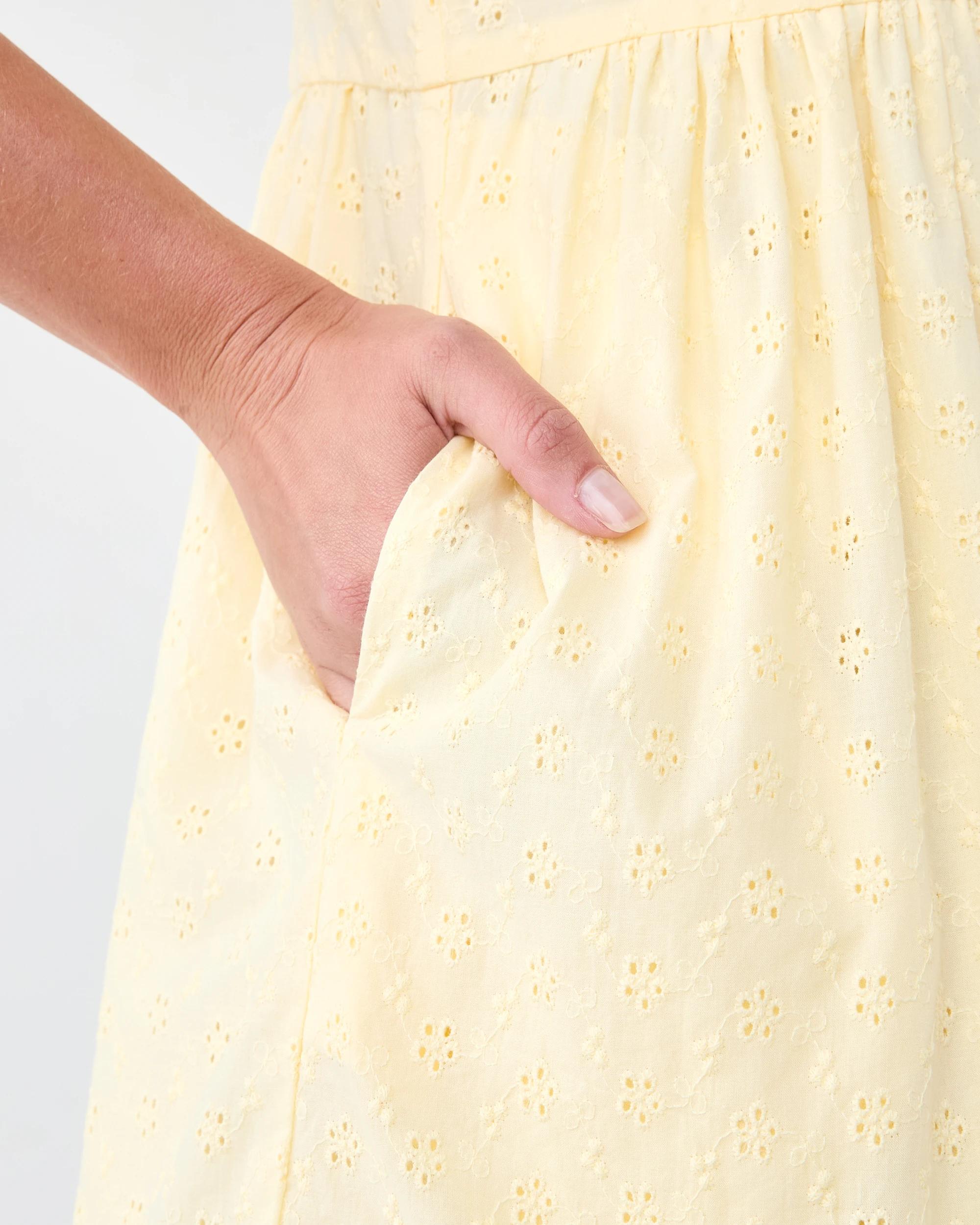 7 Sleeveless Tiered Broderie Mini Dress Fln Yellow, 7 of 9