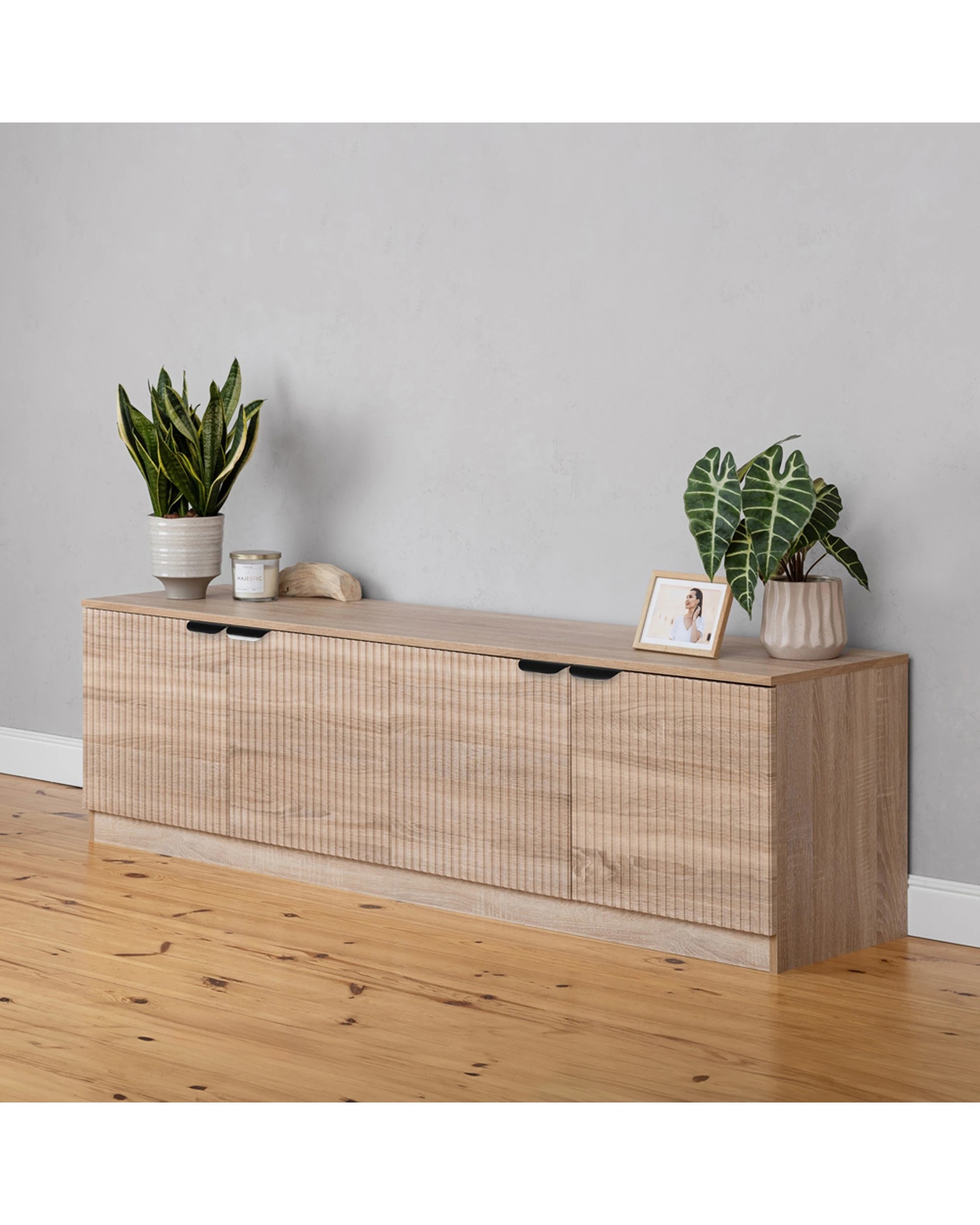 2 European Cabinetry Bucharest Oak Fluted Panel TV Unit Pull Handle - Natural, 2 of 4