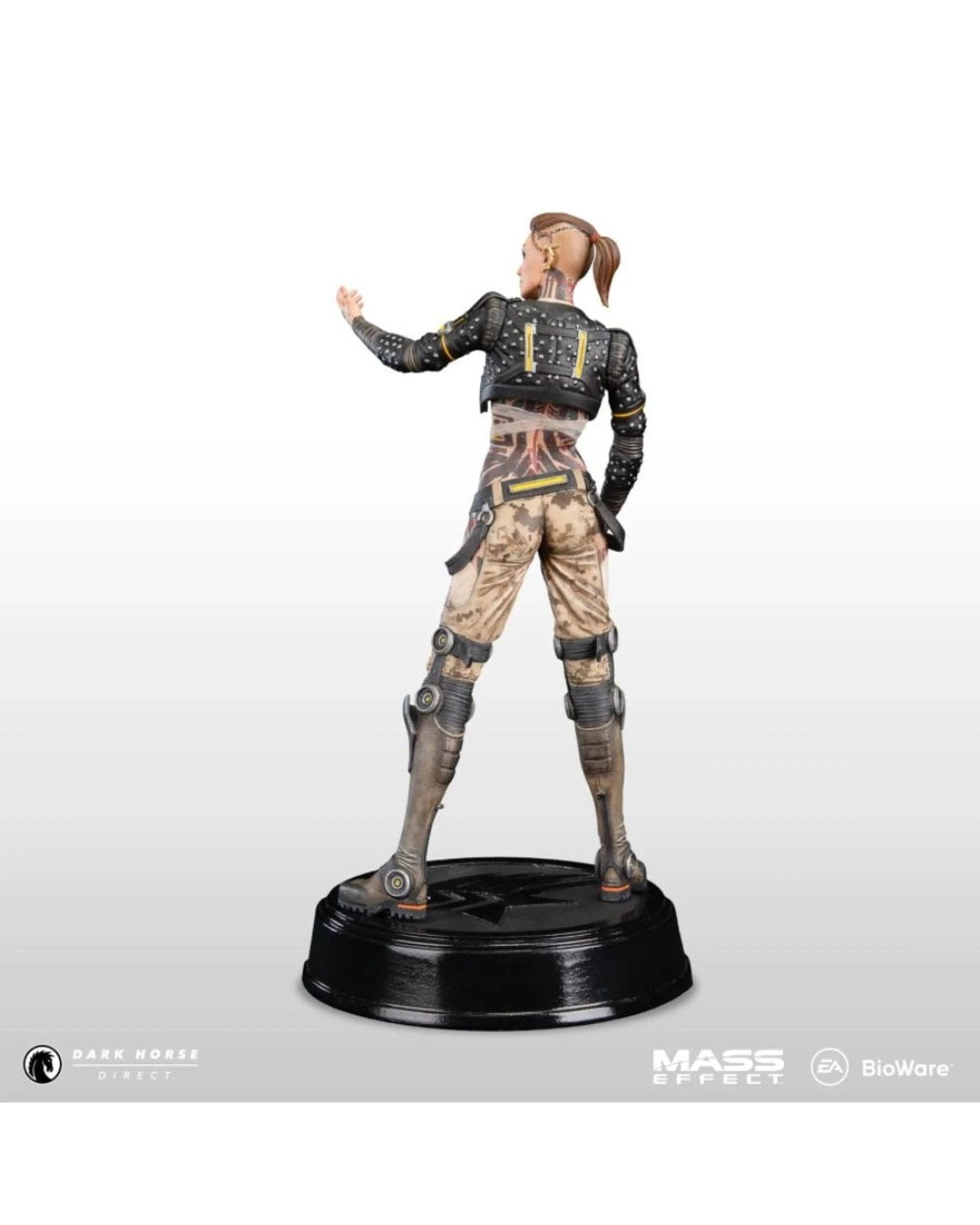 4 Dark Horse Mass Effect Jack 8 inch Figure, 4 of 5