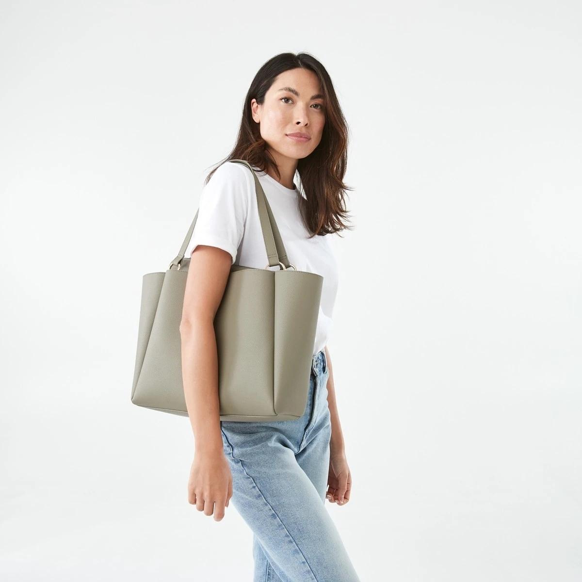 5 PU Tote Bag SOFT OLIVE, 5 of 5
