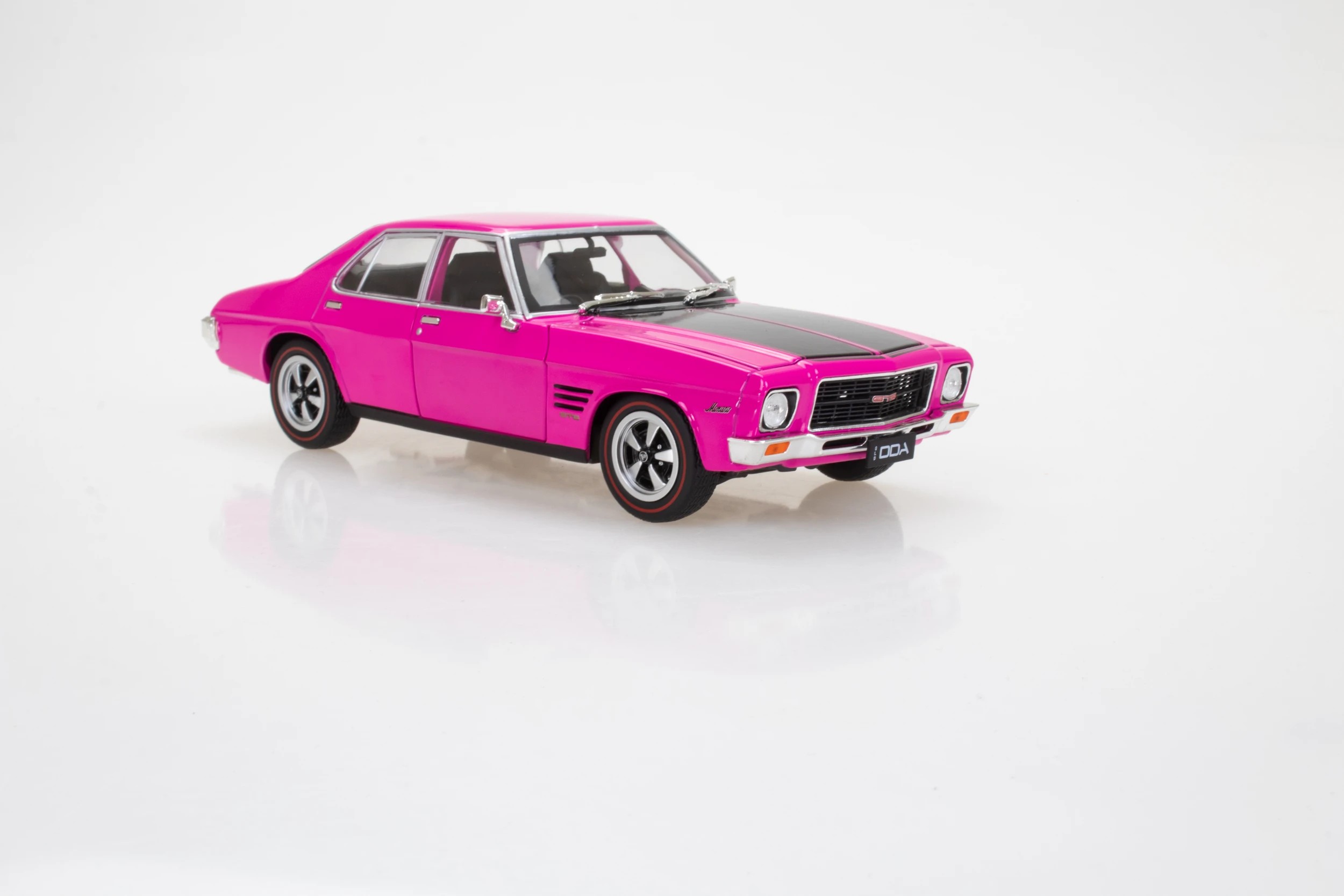 4 1:24 Sfragismeno Diecast Car - Assorted, 4 of 7
