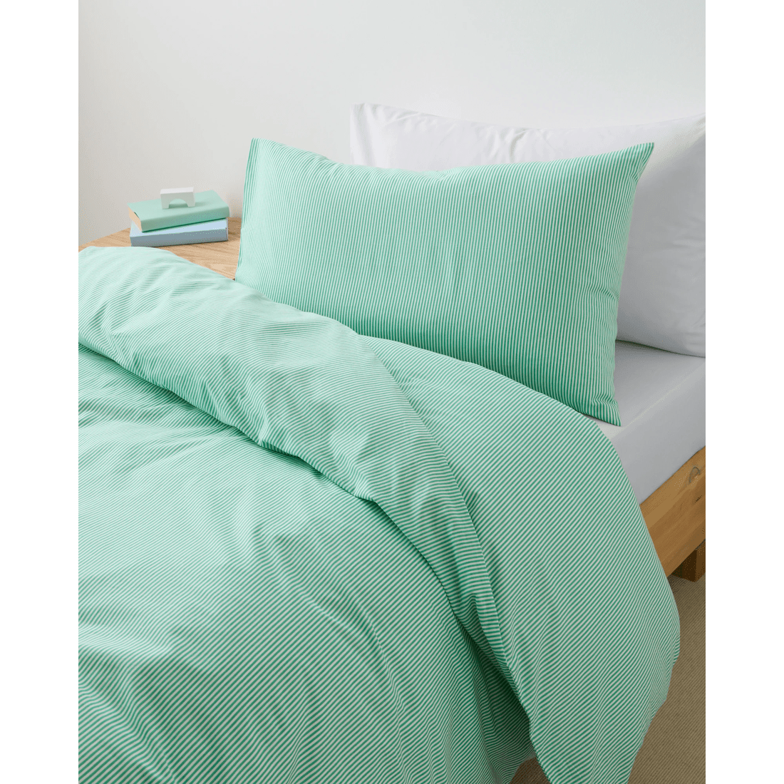 2 Target Cooper Kids Australian Cotton Quilt Cover Set
 - Double Bed
 - Green, 2 of 3