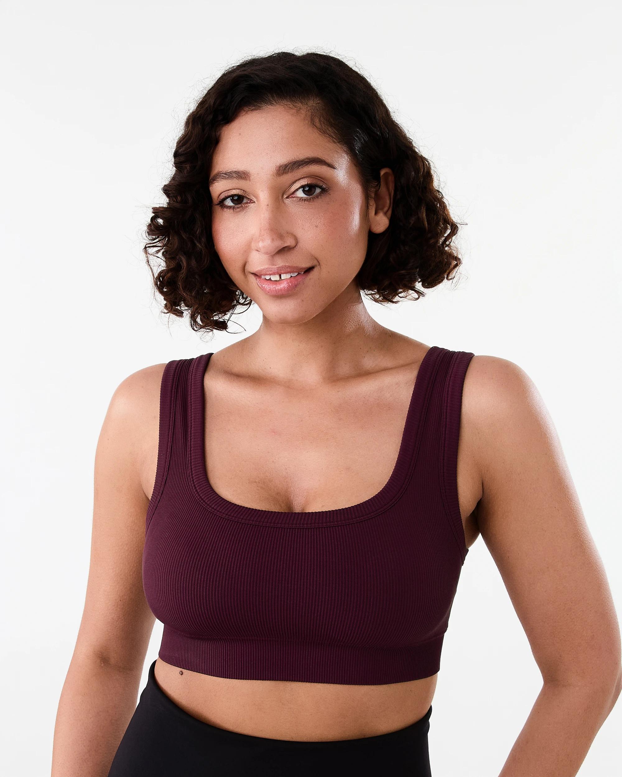 1 Wirefree Rib Scoop Crop Velvet Red