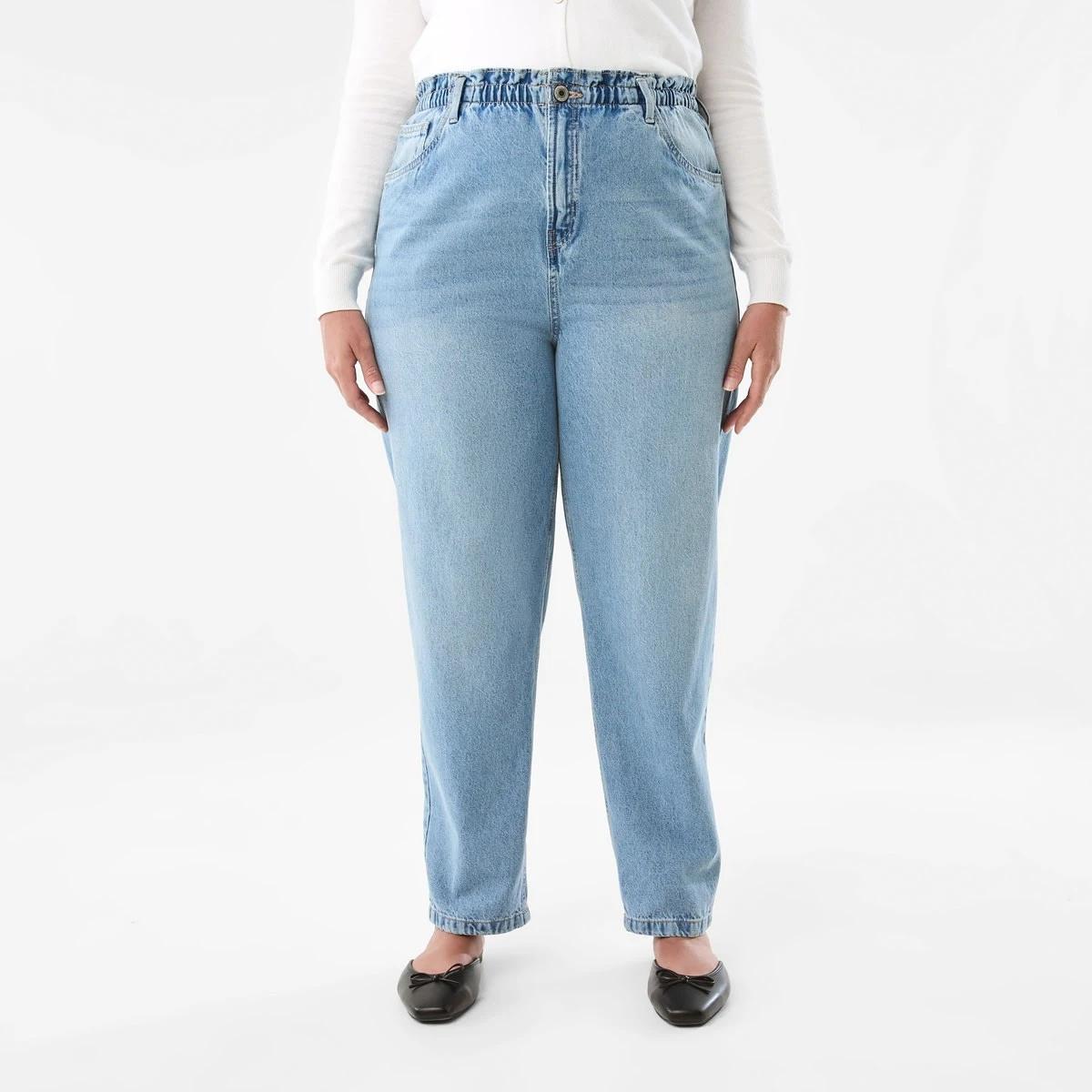 2 Paperbag Jeans Light Wash, 2 of 7