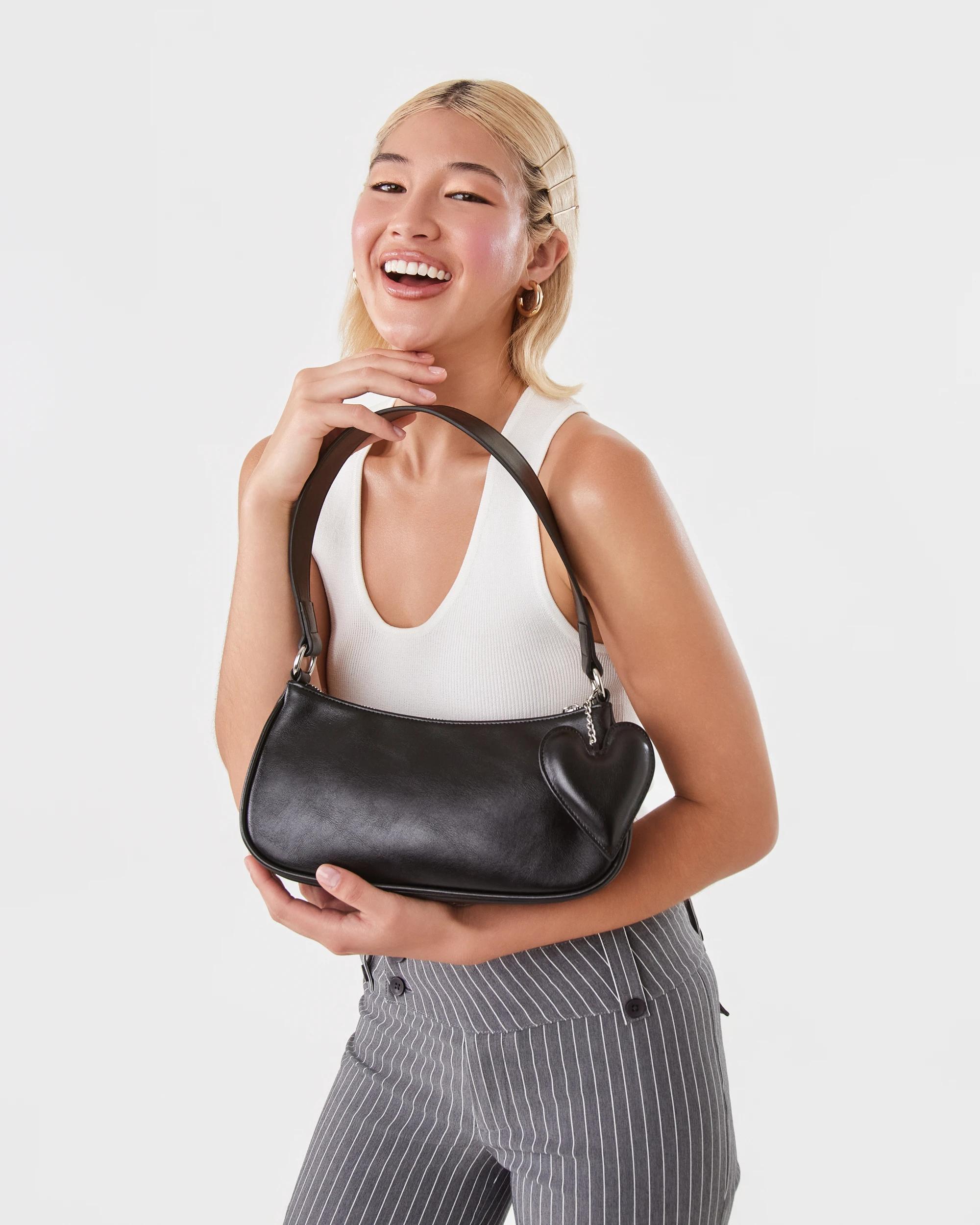 6 Charm Baguette Shoulder Bag Black, 6 of 7