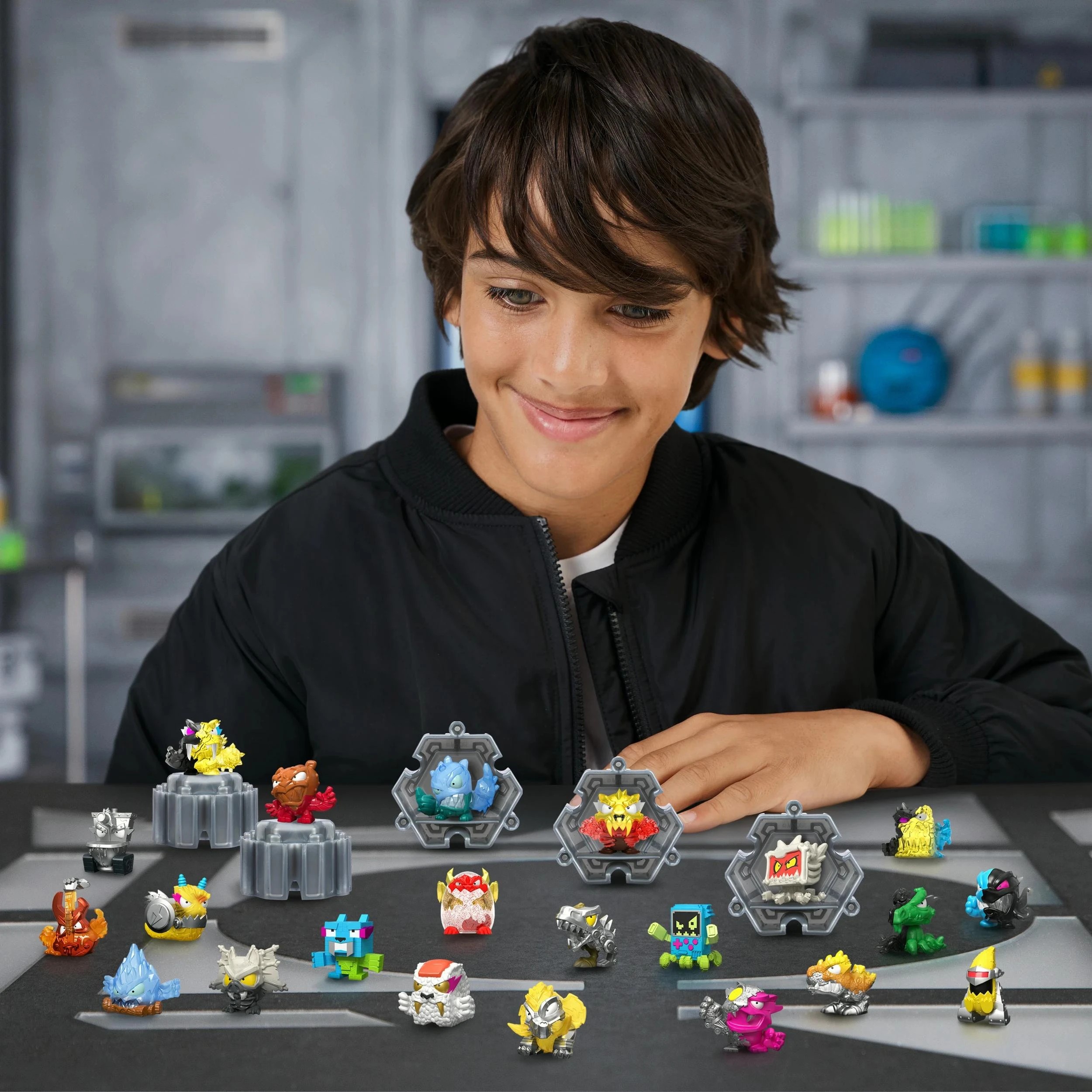 5 MrBeast Lab Swarms S3 Fusion Chaos Pack - Multi, 5 of 6