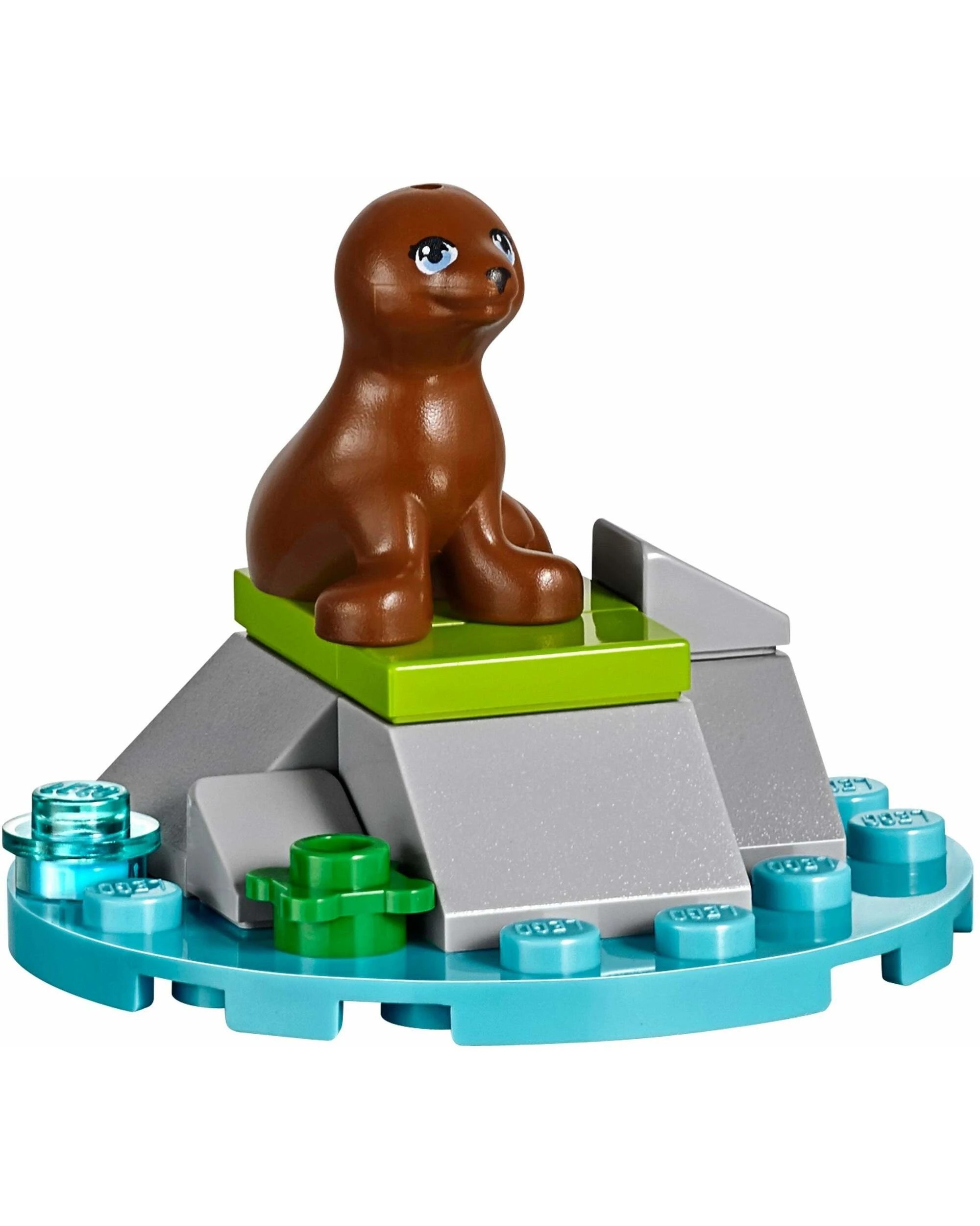 5 LEGO 41094 Heartlake Lighthouse - Ice Cream Shop & Secret Room, 5 of 5