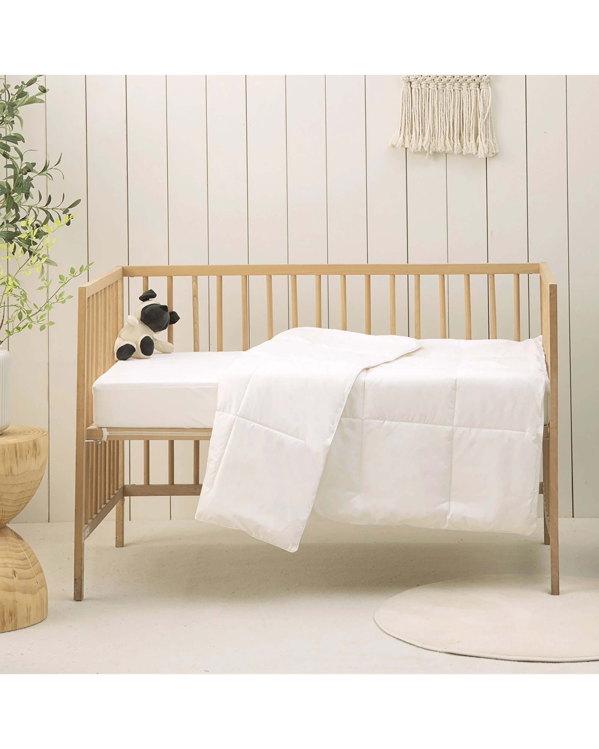 1 Dreamaker Baby Down Alternative Microfibre Quilt - COT Size - White, 1 of 5