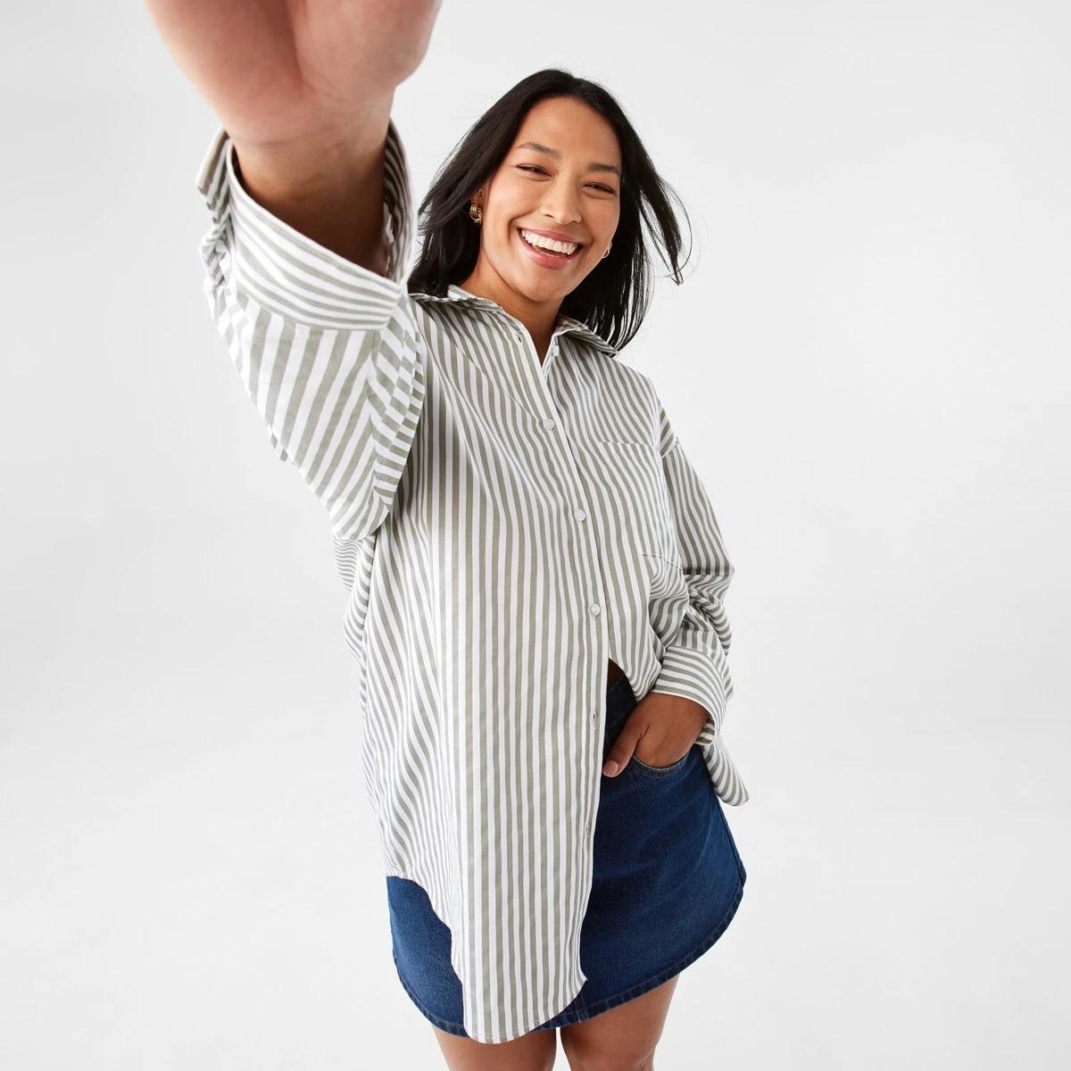 1 Long Sleeve Boyfriend Shirt Grey Strp, 1 of 8