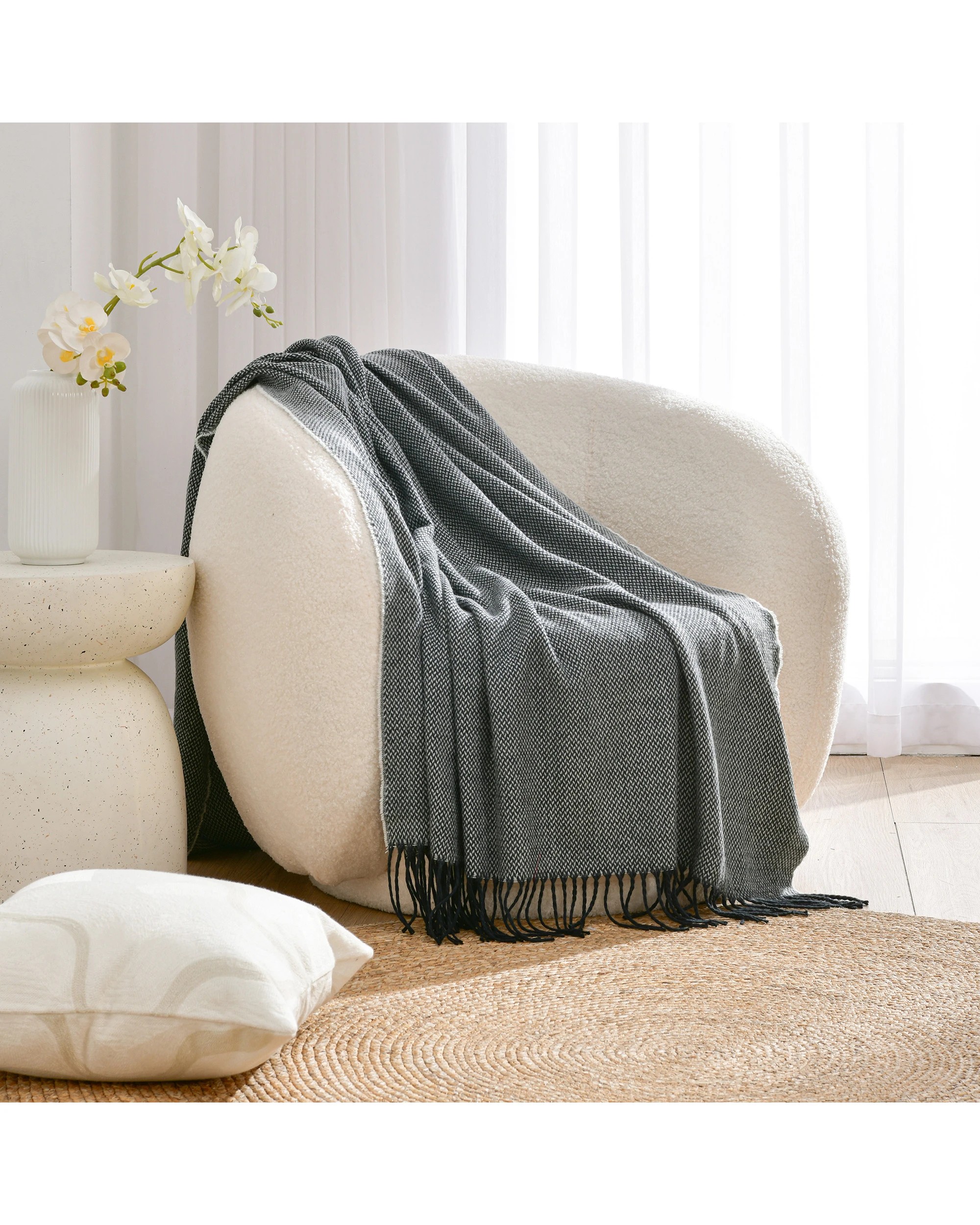 2 Cadence & Co. Huxley Herringbone Throw 130x180cm - Midnight, 2 of 4