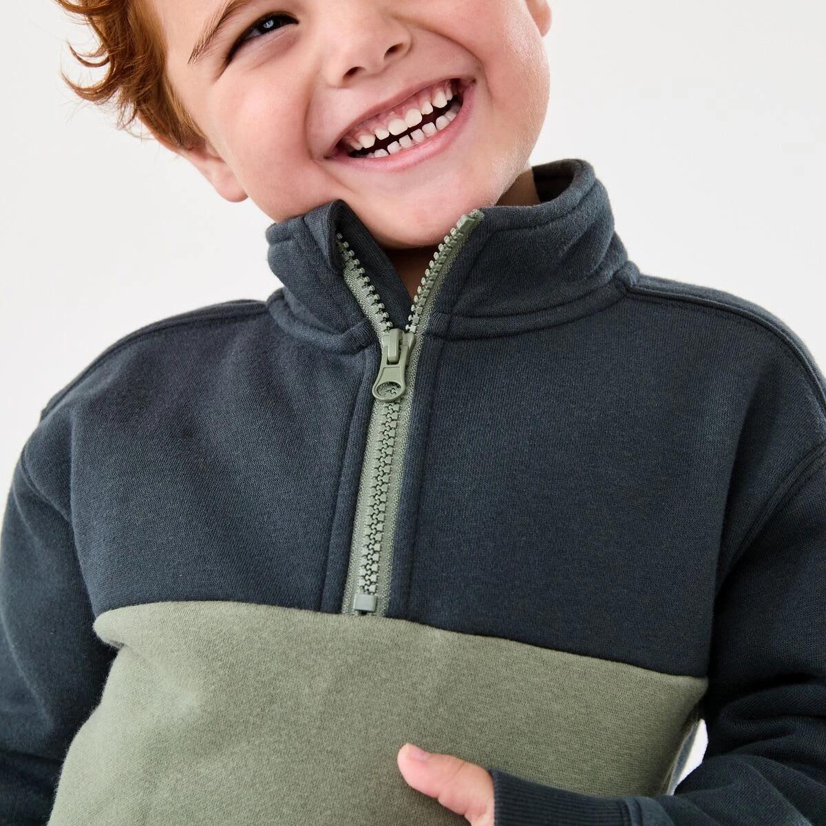 4 Quarter Zip Sweatshirt Wood Grey, 4 of 10