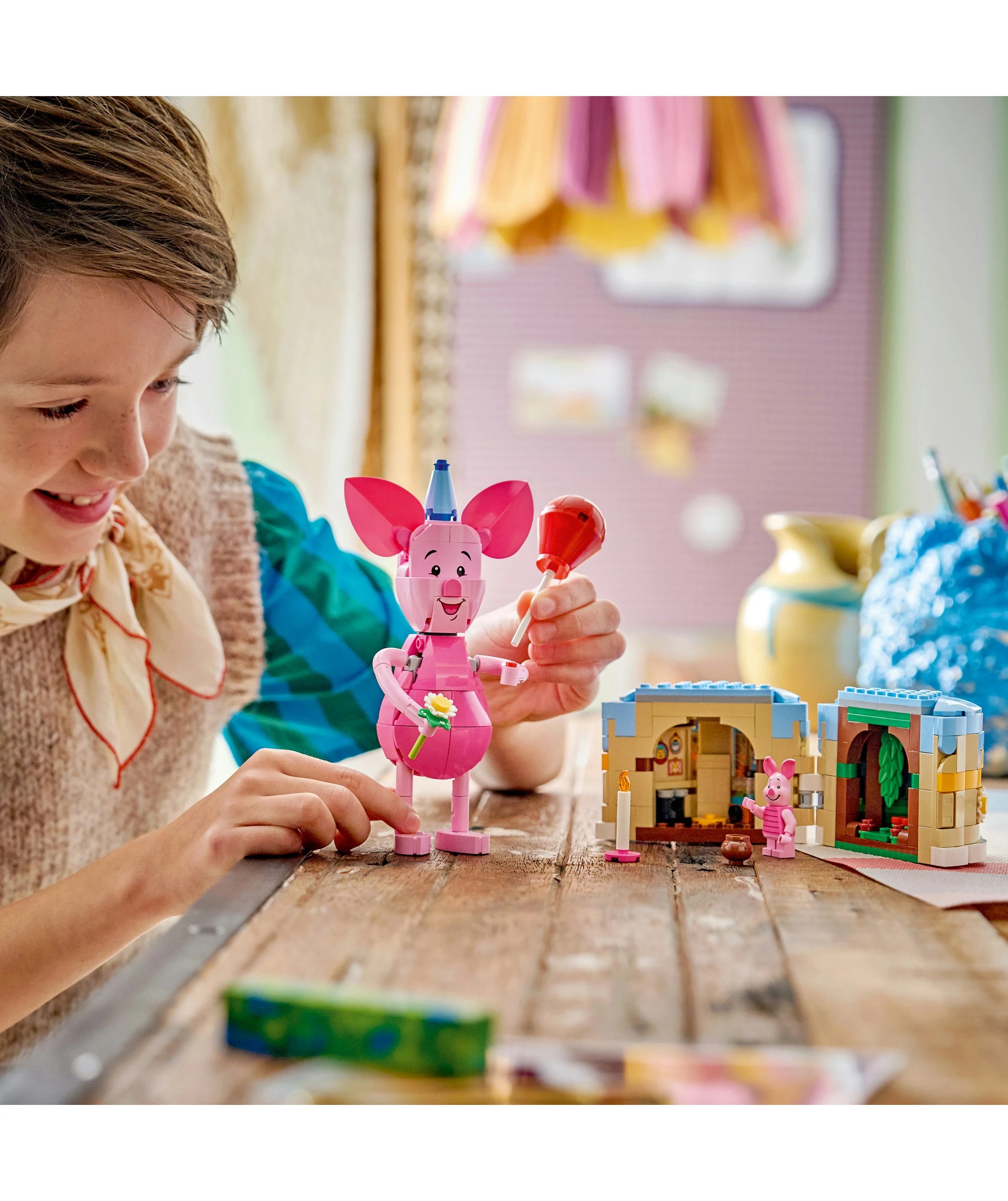 8 LEGO Disney Piglet’s Birthday Fun Building Set 43305, 8 of 10