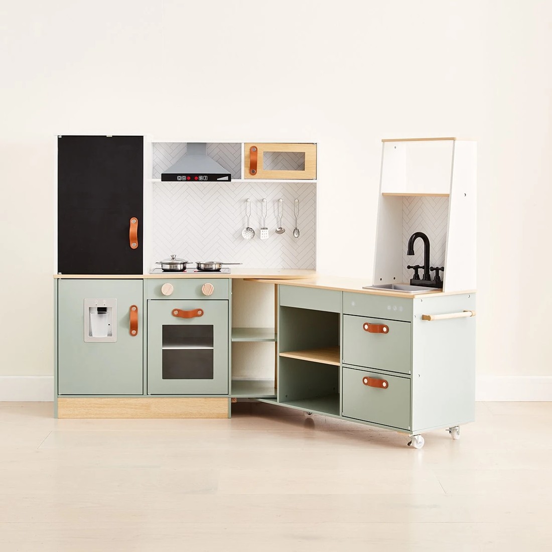 4 8 Piece Rotating Kitchen, 4 of 10